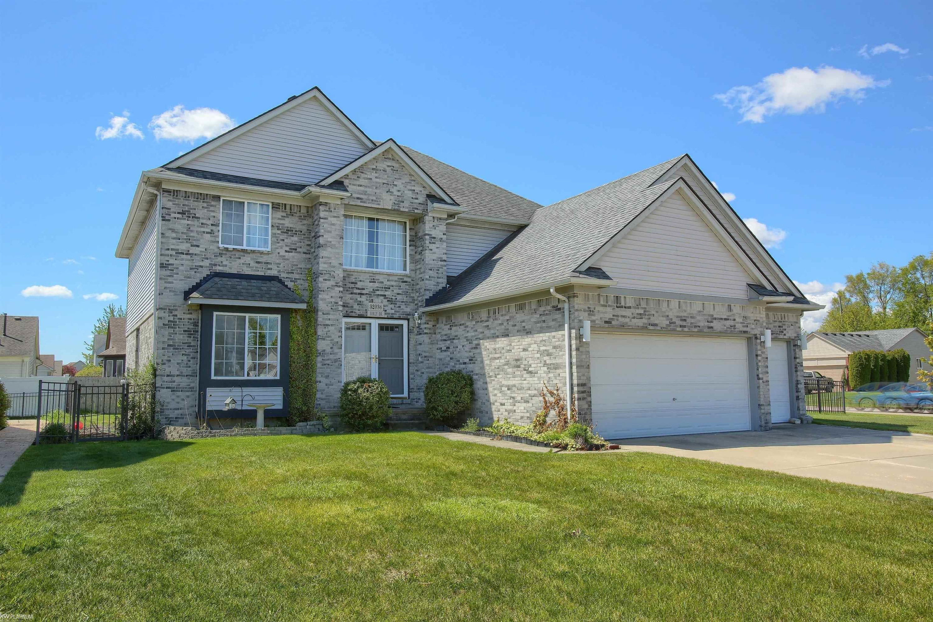 32036 Holly Drive, Chesterfield, MI 48047 — Photo 2
