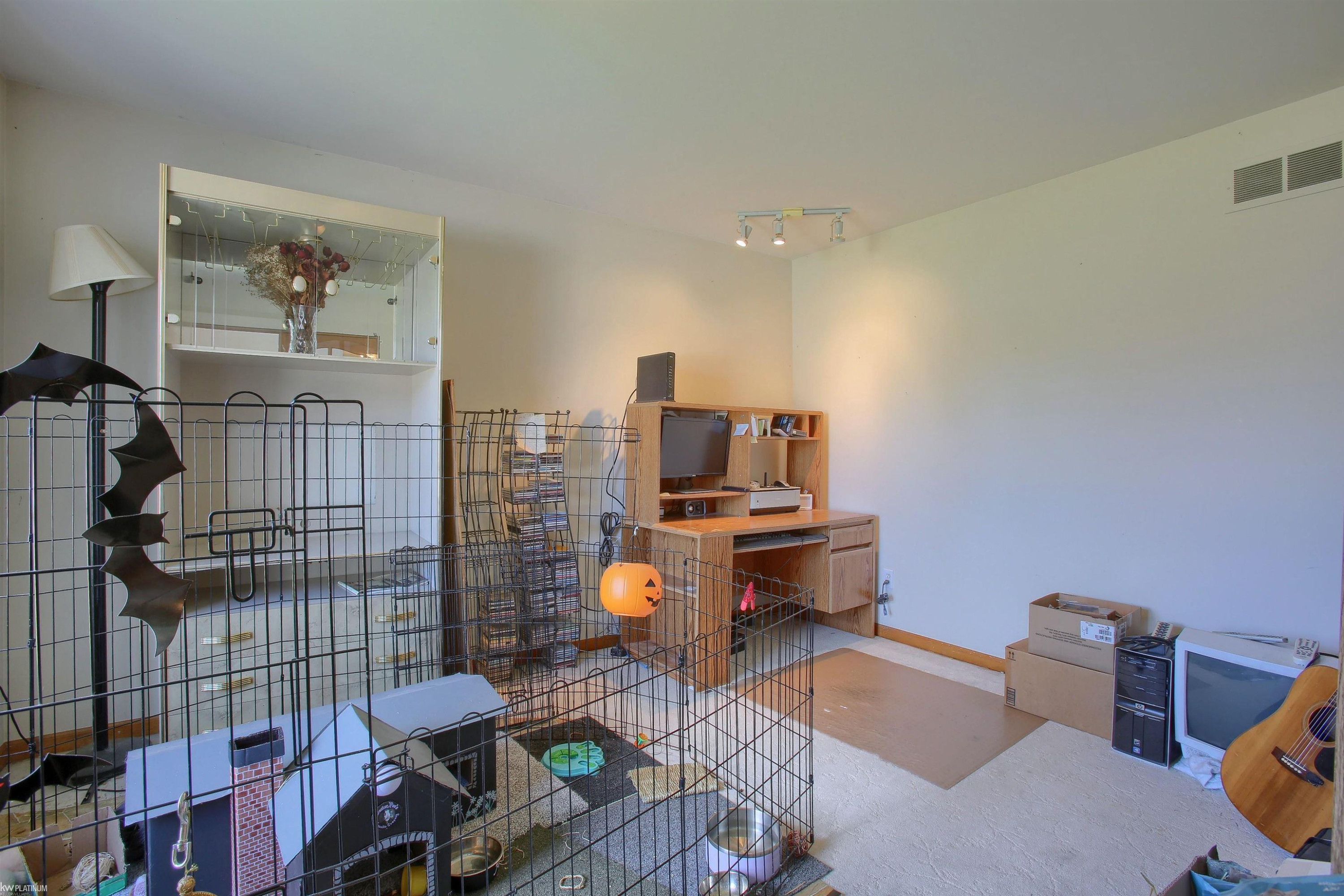 32036 Holly Drive, Chesterfield, MI 48047 — Photo 6
