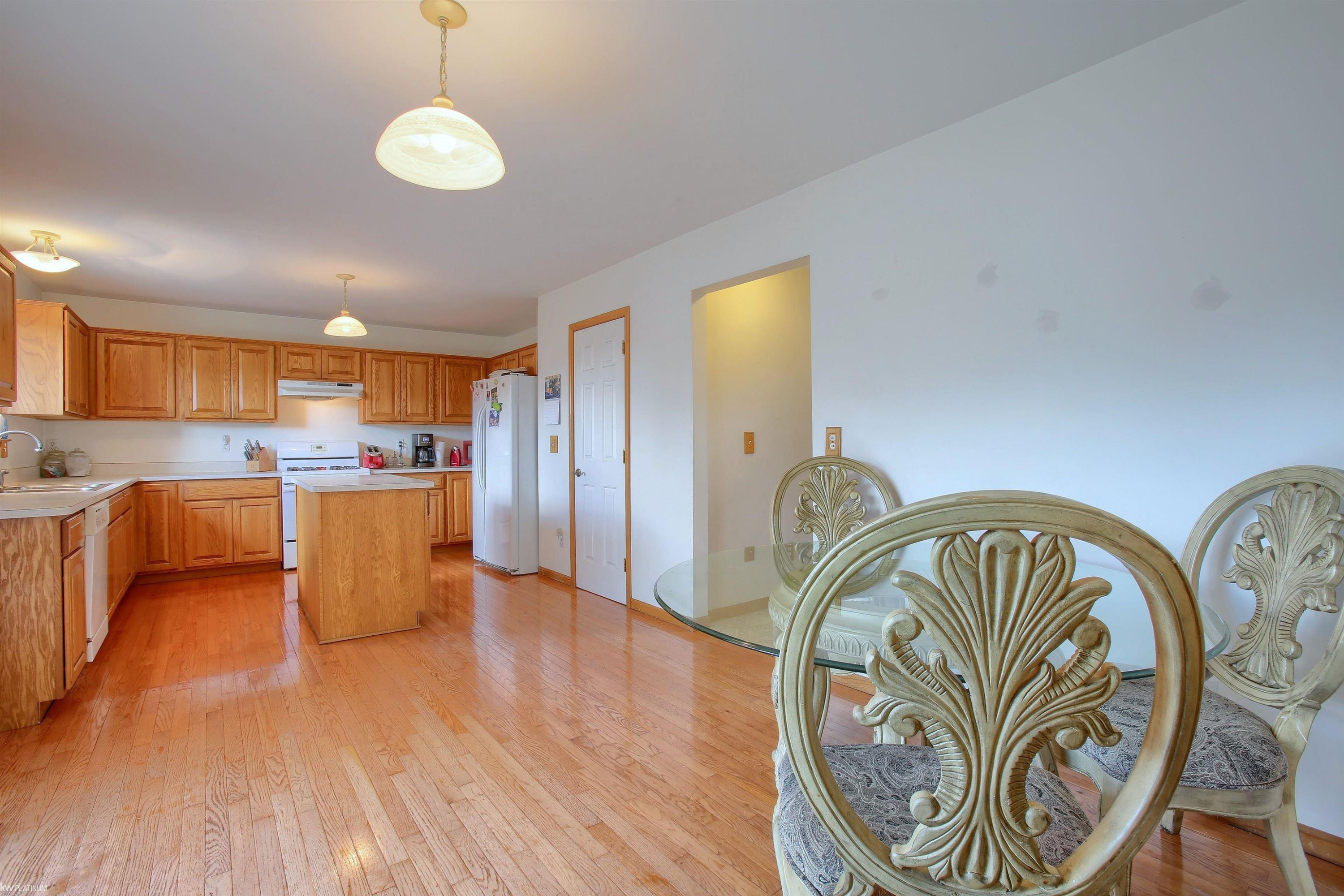 32036 Holly Drive, Chesterfield, MI 48047 — Photo 10