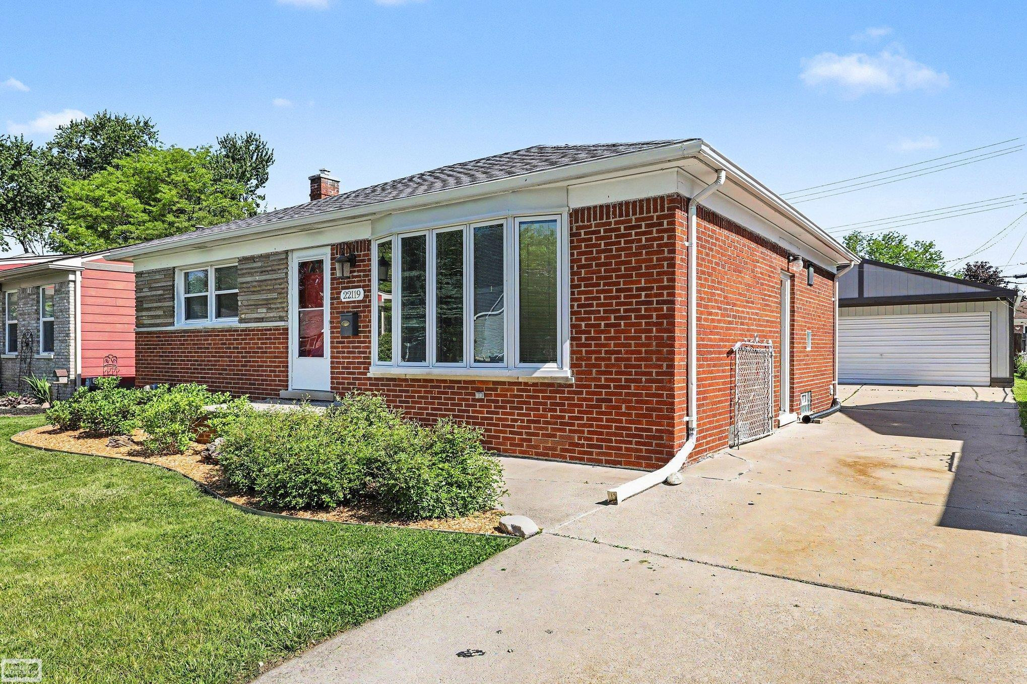 22119 Ridgeway Street, Saint Clair Shores, MI 48080 — Photo 3