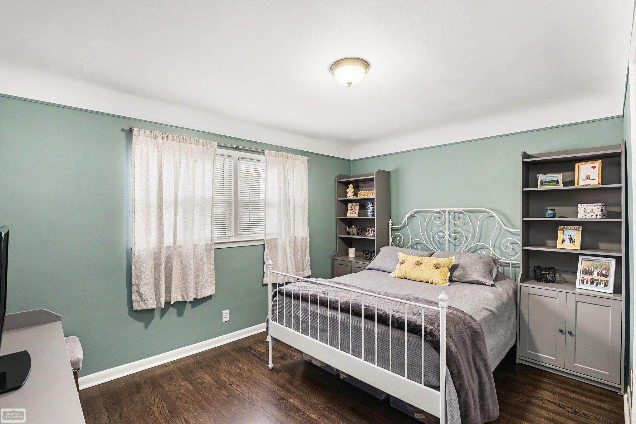 22119 Ridgeway Street, Saint Clair Shores, MI 48080 — Photo 12