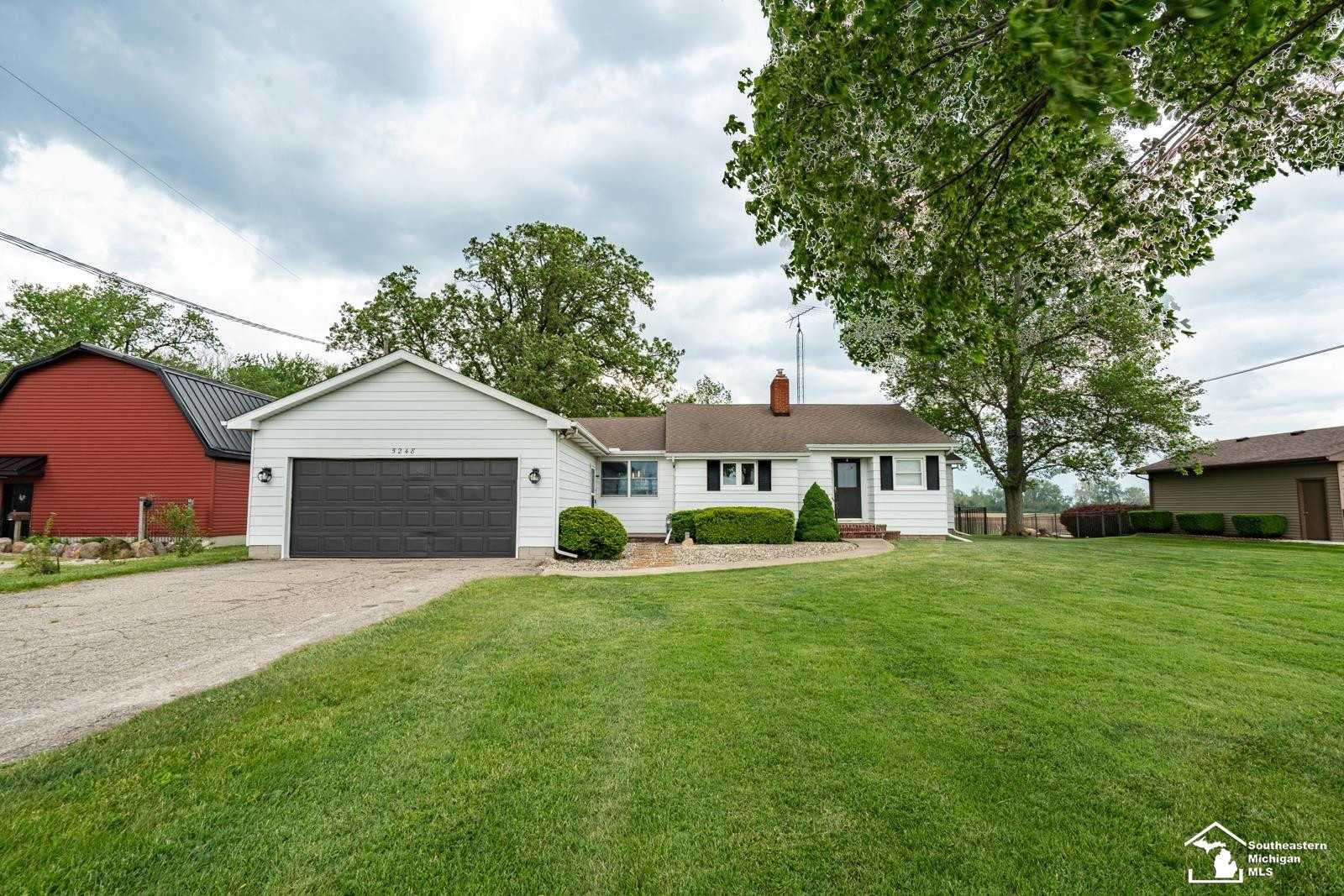 5248 S Custer Road, Monroe, MI 48161 — Photo 2