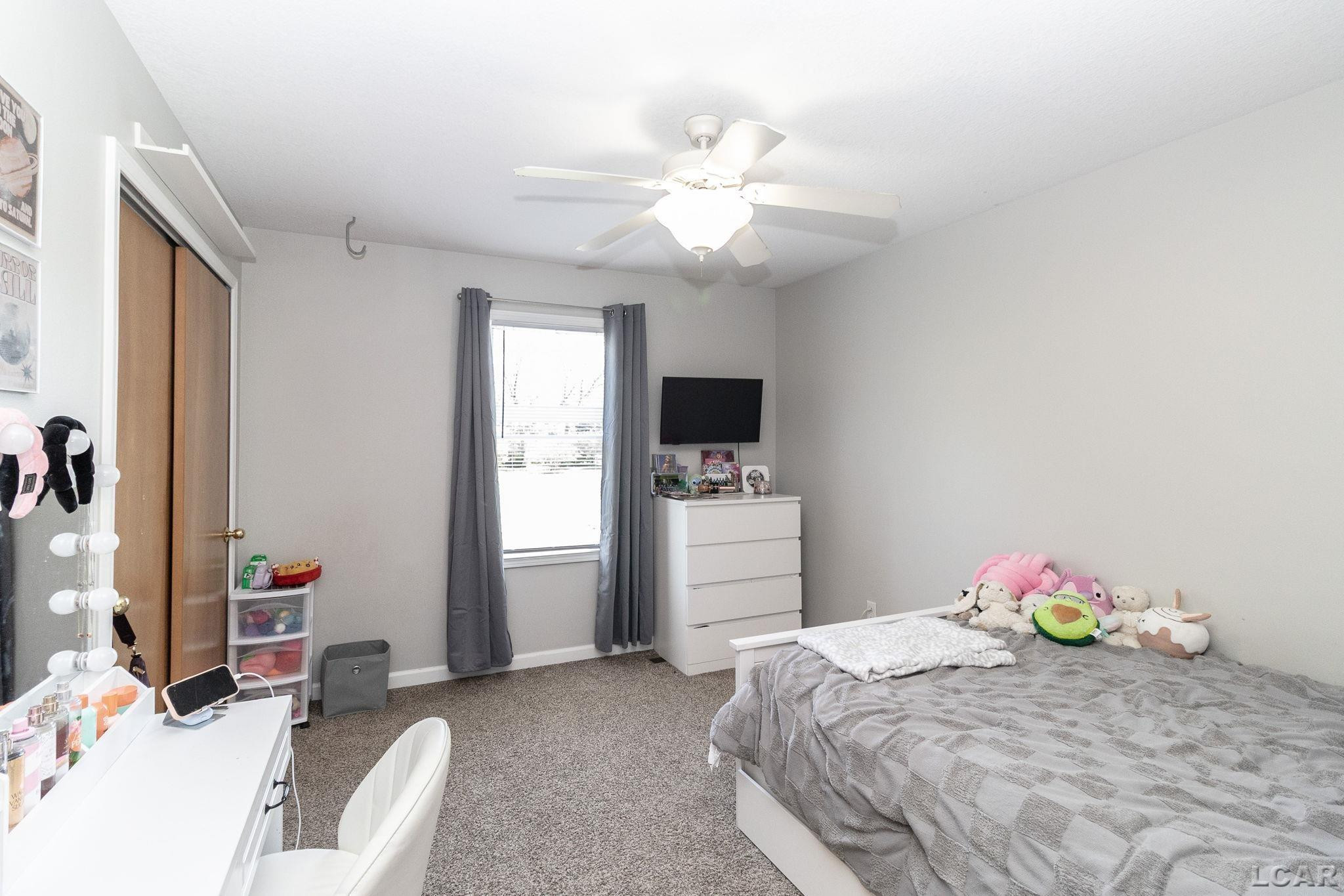 9068 Village Meadows Drive, Temperance, MI 48182 — Photo 32