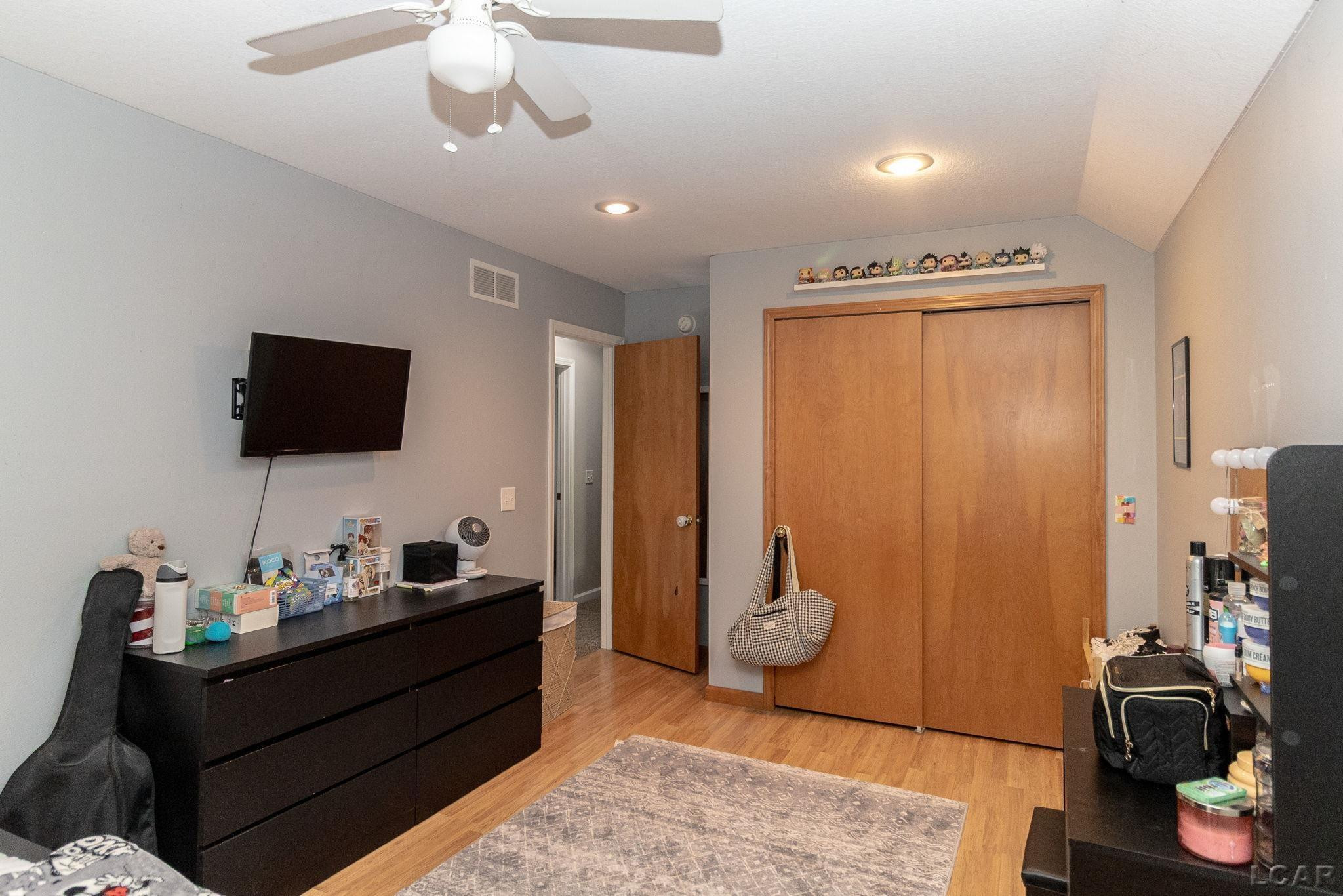 9068 Village Meadows Drive, Temperance, MI 48182 — Photo 34