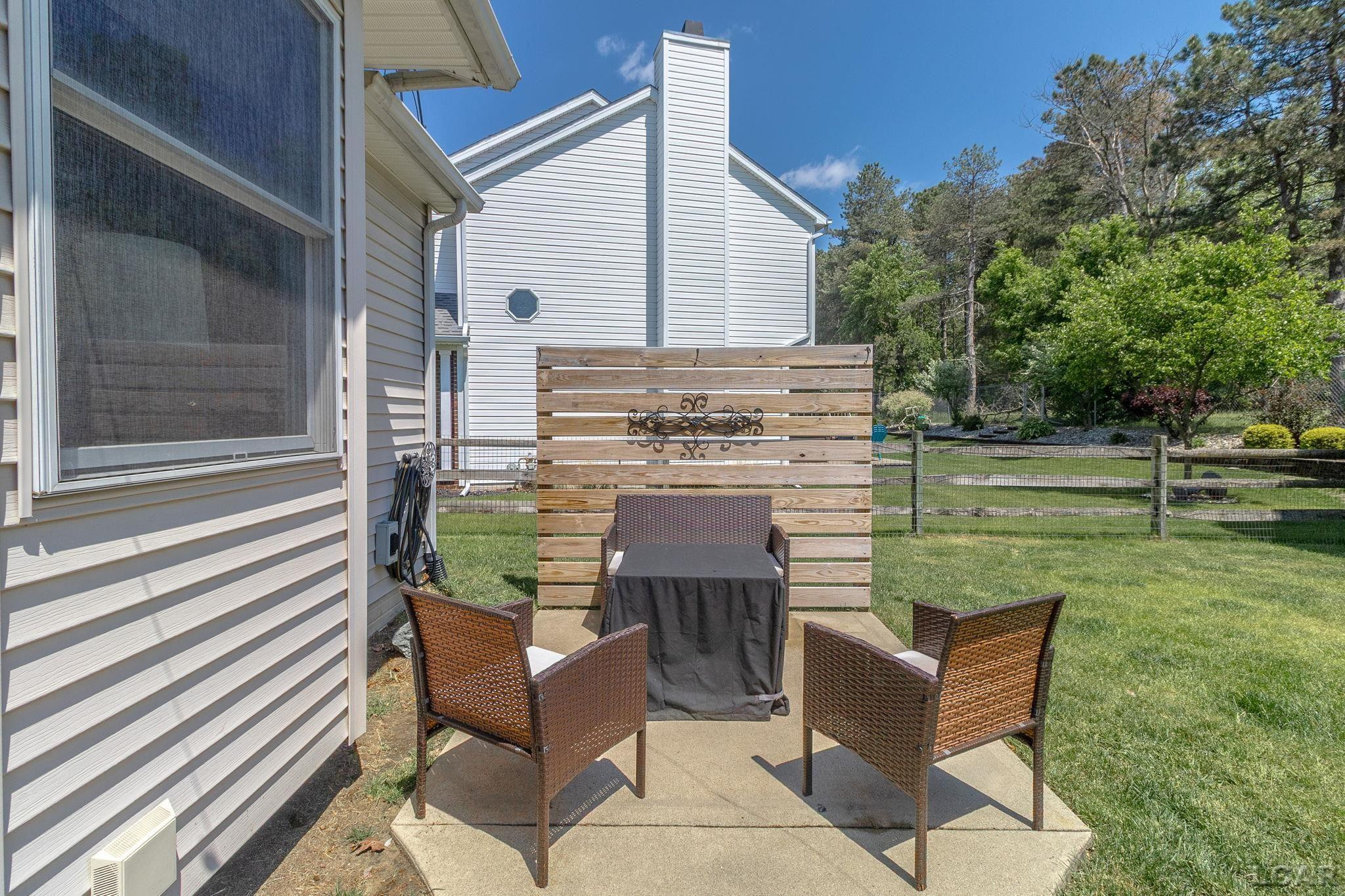 9068 Village Meadows Drive, Temperance, MI 48182 — Photo 39