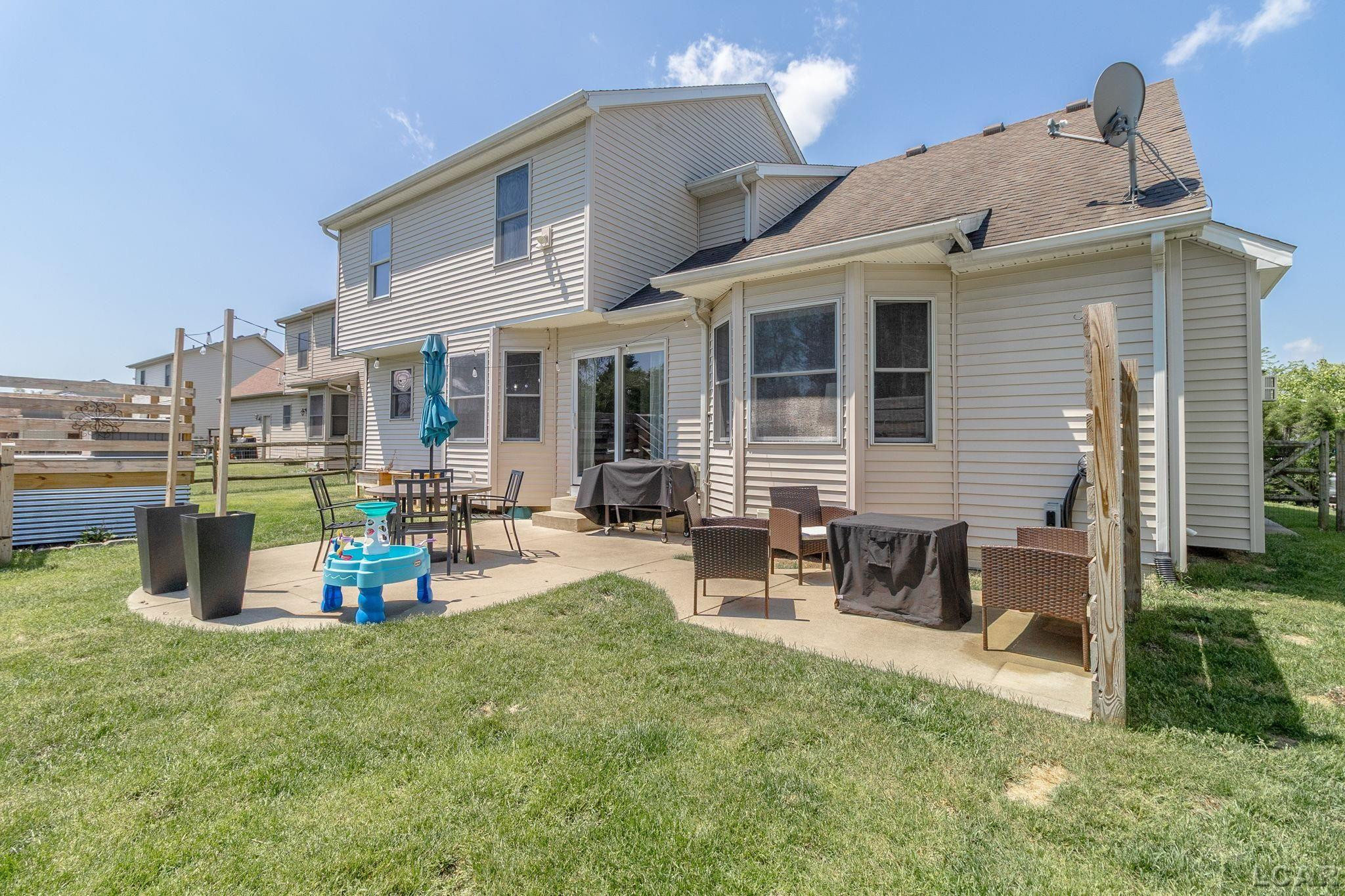 9068 Village Meadows Drive, Temperance, MI 48182 — Photo 43