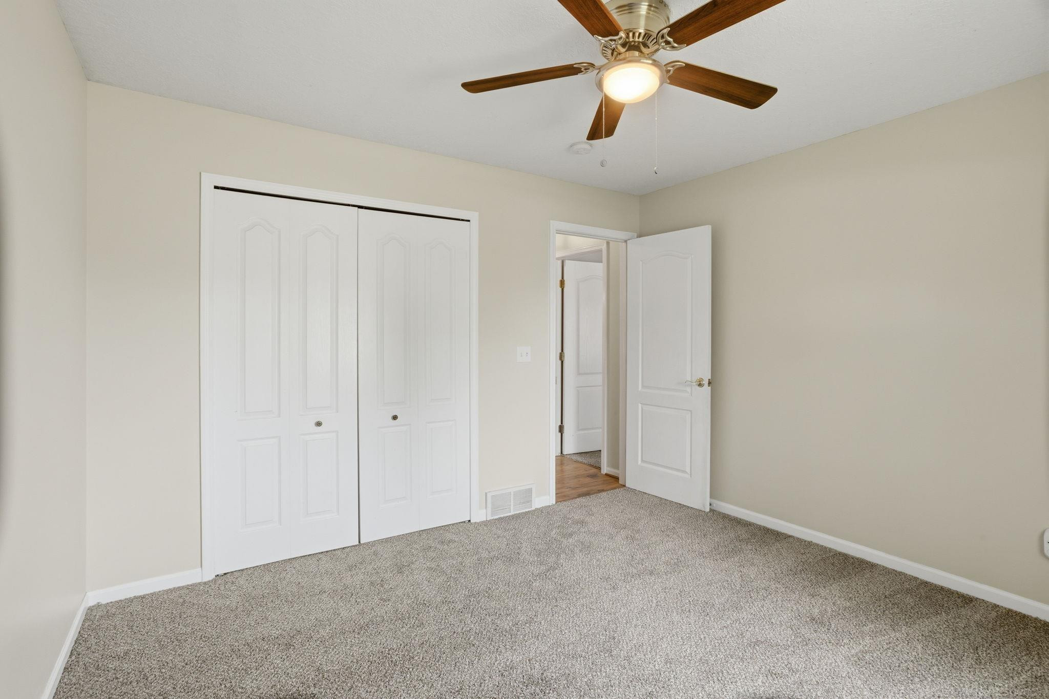 337 Courtneys Place, Lapeer, MI 48446 — Photo 12