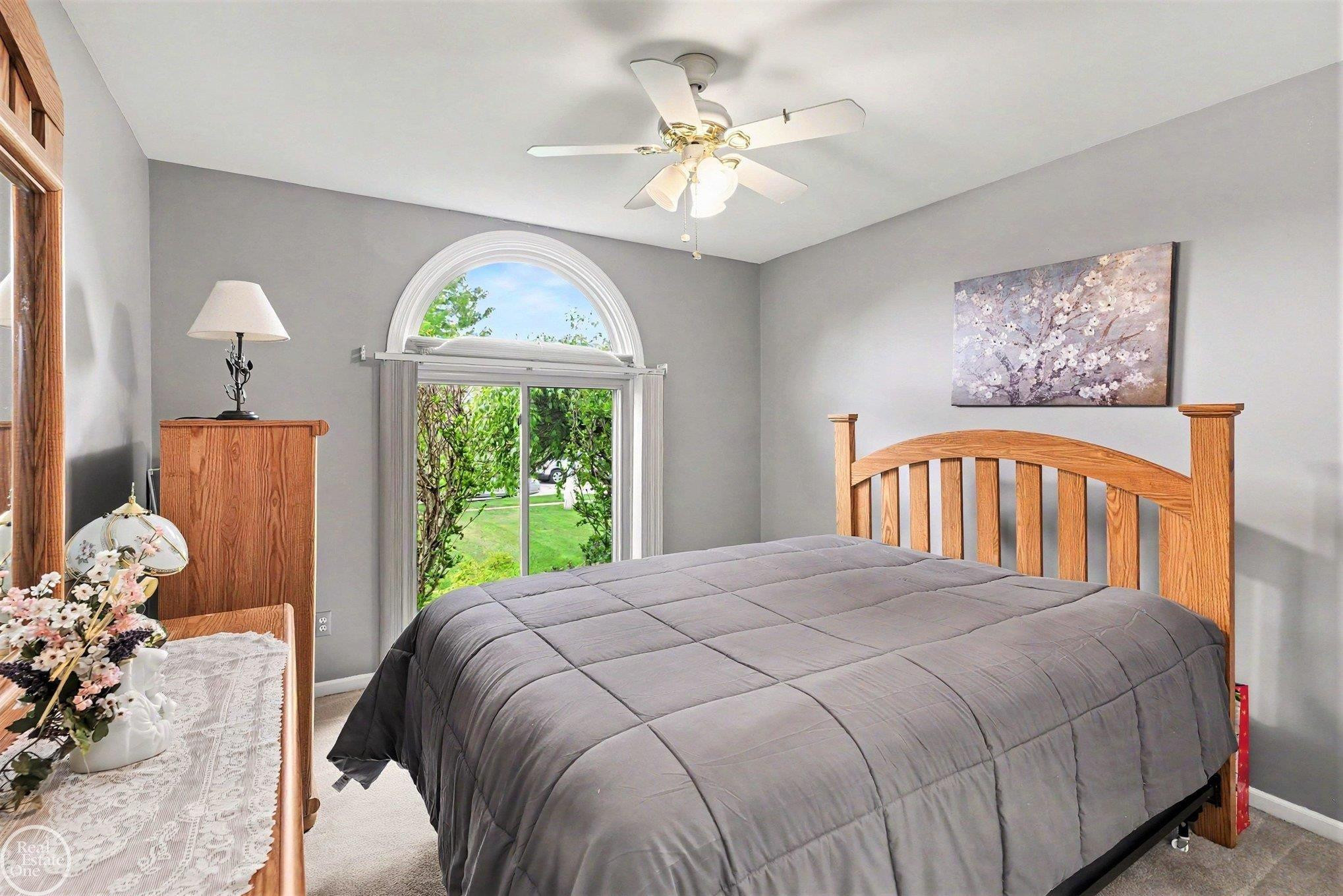19319 Weathervane Drive, Macomb, MI 48044 — Photo 15