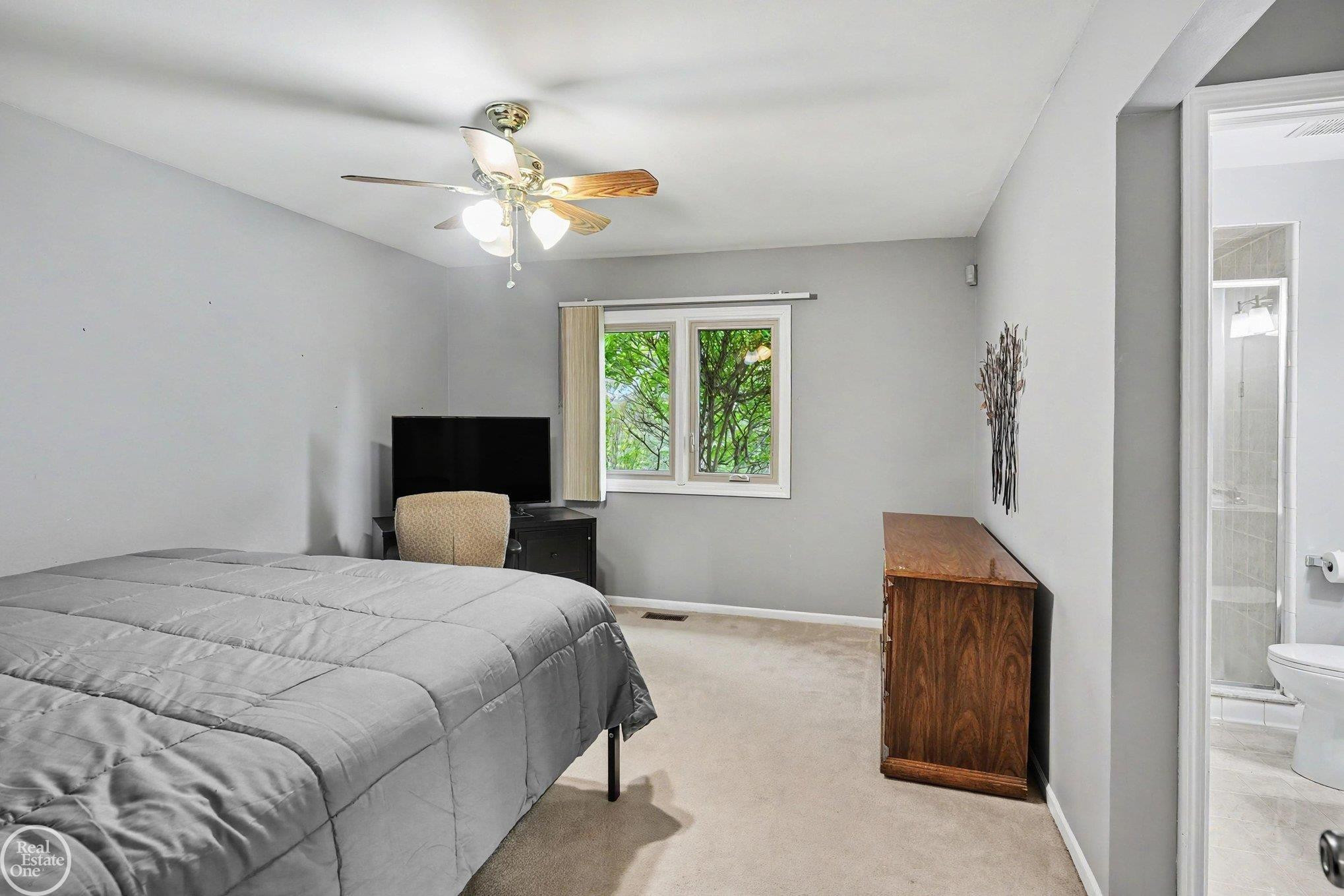 19319 Weathervane Drive, Macomb, MI 48044 — Photo 20