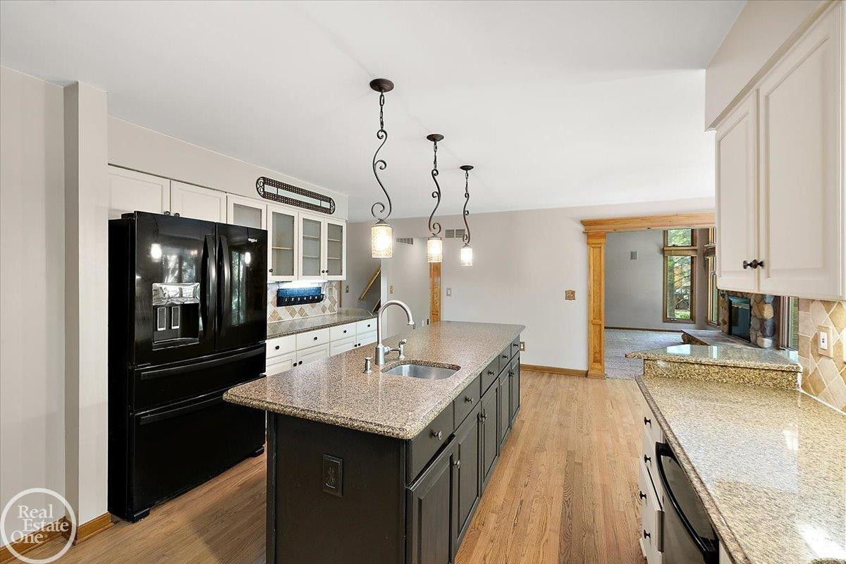 53291 Shanelle Lane, Shelby Twp, MI 48315 — Photo 19