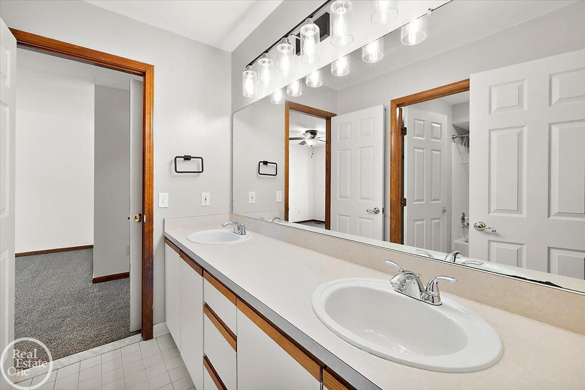 53291 Shanelle Lane, Shelby Twp, MI 48315 — Photo 46