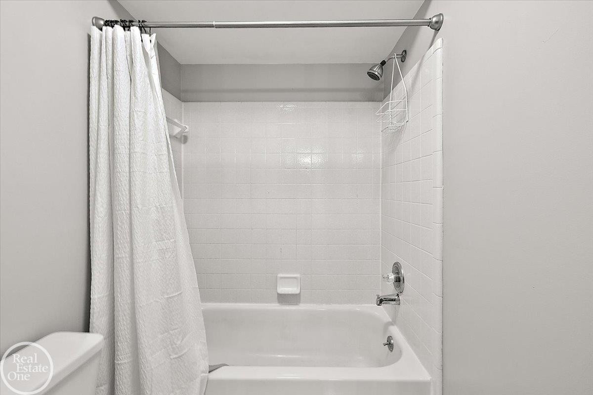 53291 Shanelle Lane, Shelby Twp, MI 48315 — Photo 47