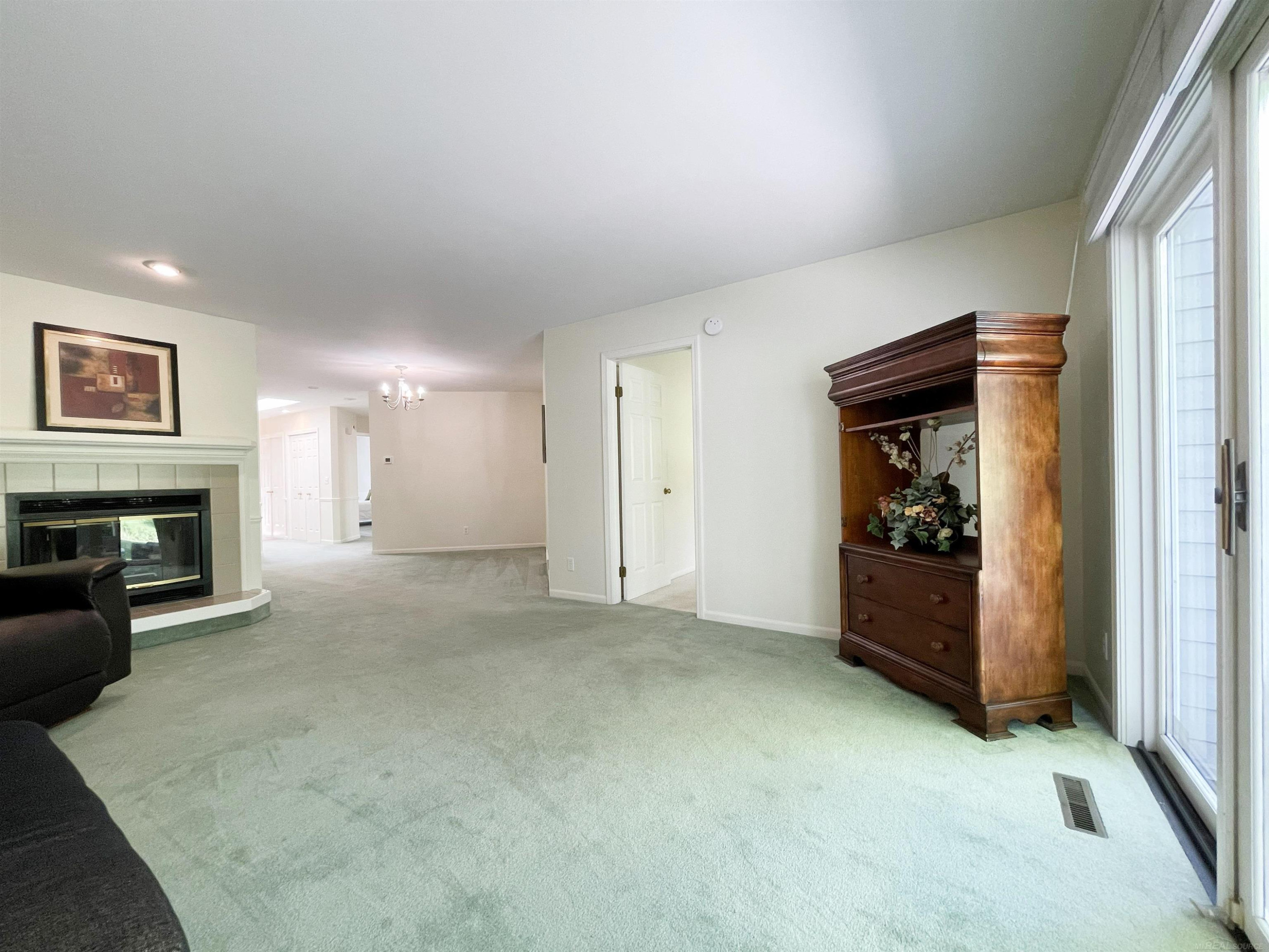 3 Slatestone Drive, Saginaw, MI 48603 — Photo 11