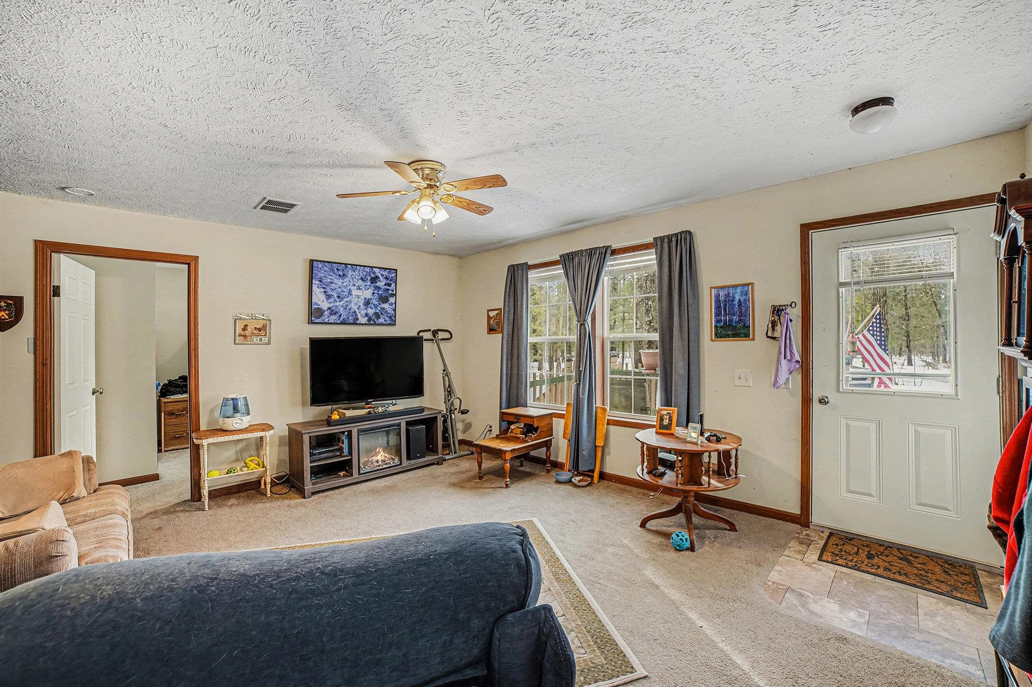 2738 Lakeshore Drive, Gladwin, MI 48624 — Photo 5