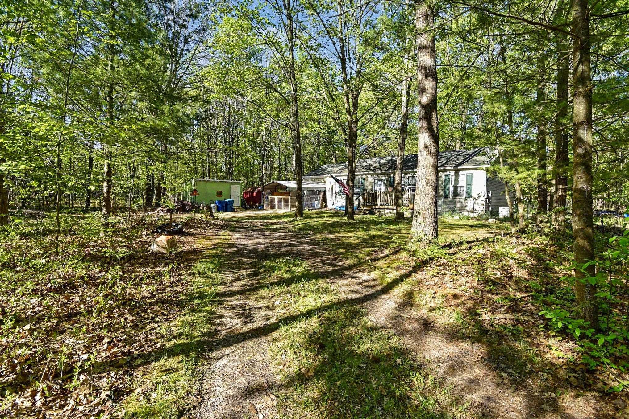 2738 Lakeshore Drive, Gladwin, MI 48624 — Photo 28