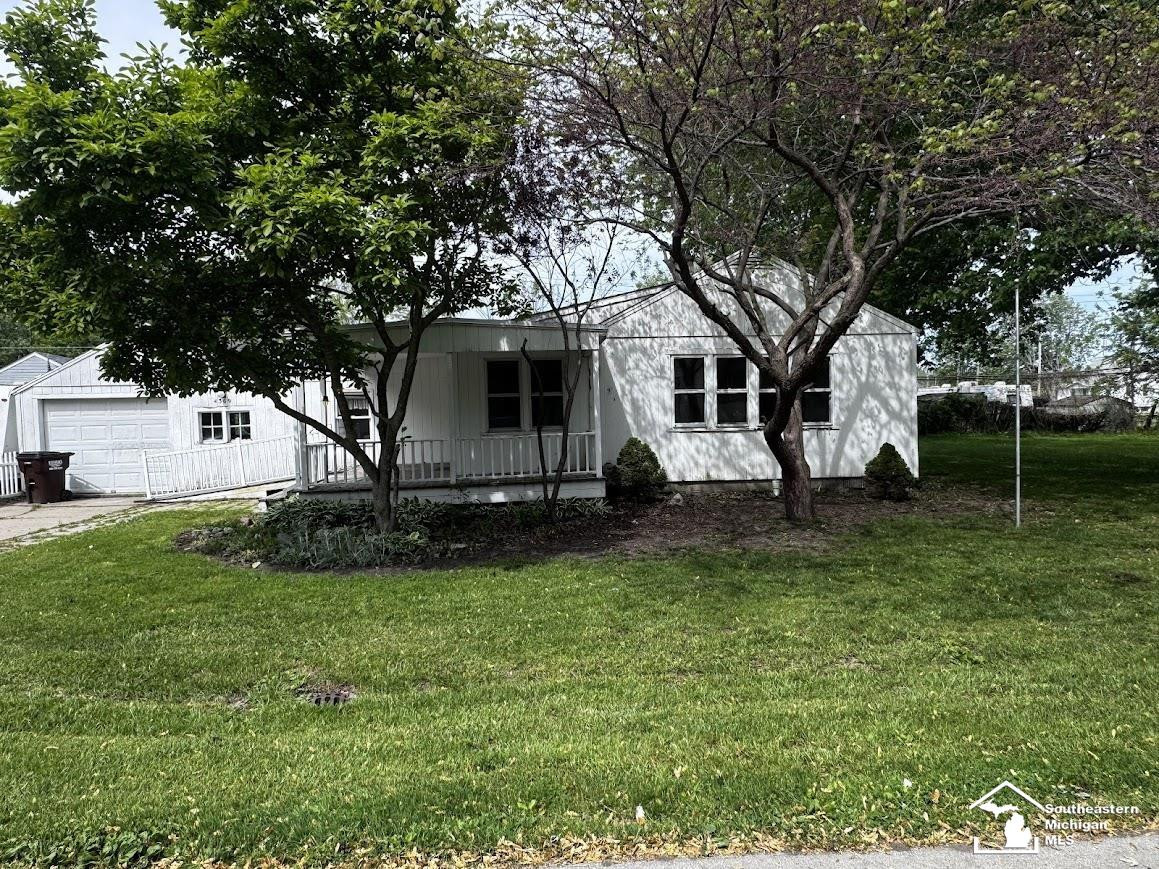 4369 Avenue E Street, Newport, MI 48166 — front exterior