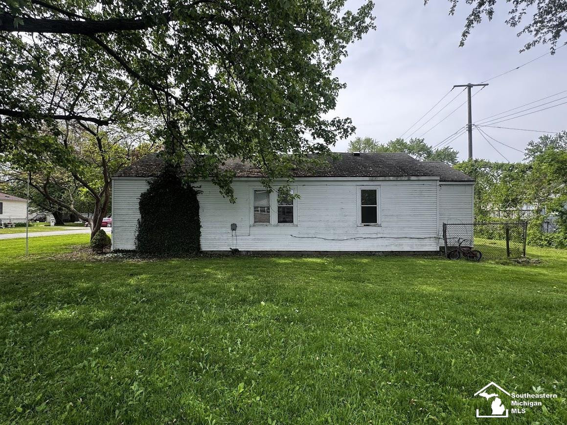 4369 Avenue E Street, Newport, MI 48166 — Photo 12