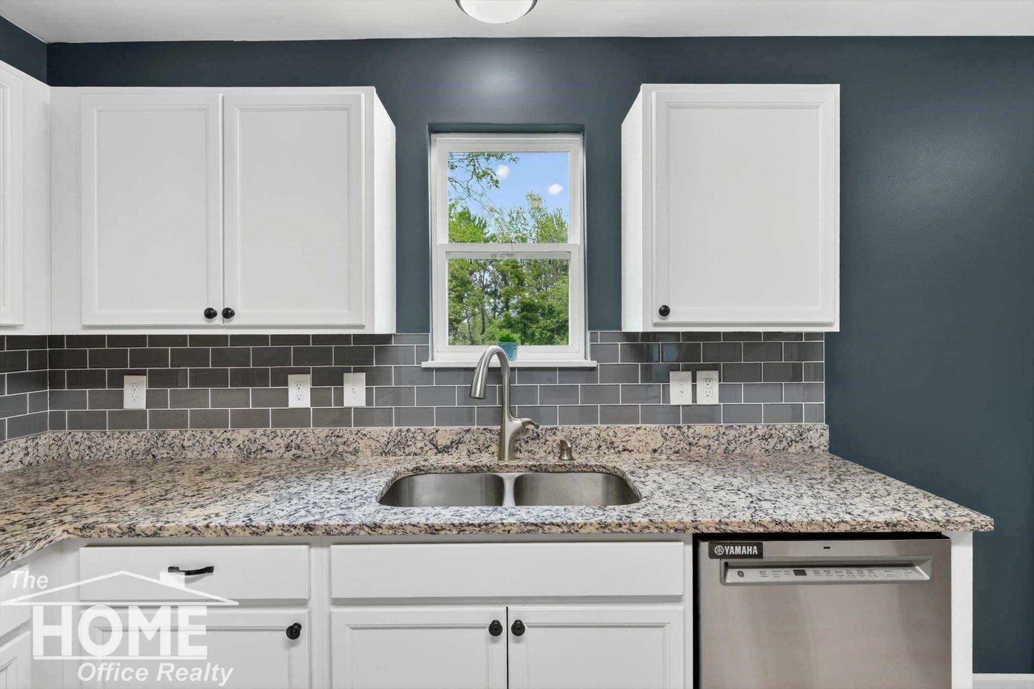 160 Ash Street, Corunna, MI 48817 — Photo 12