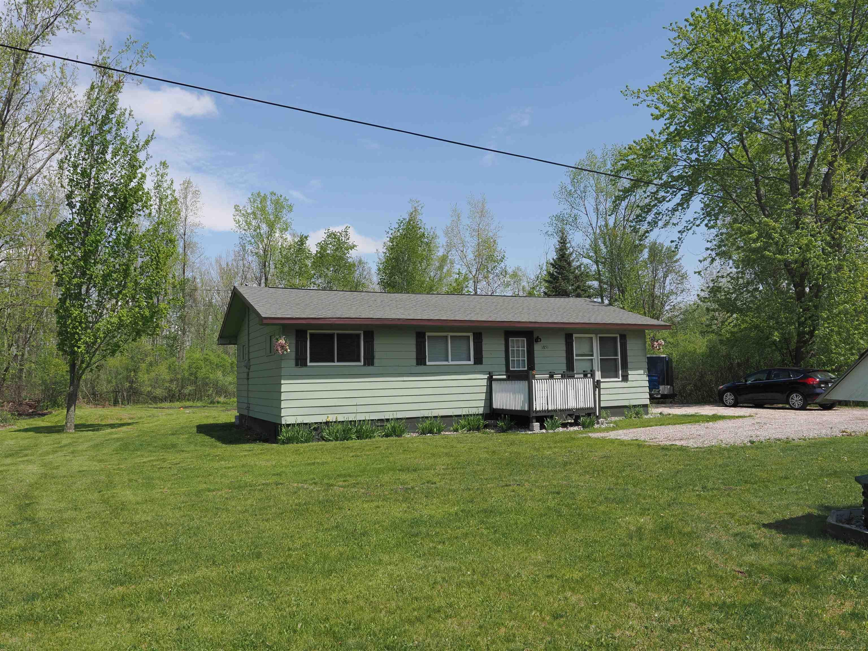 1851 E Erickson Road, Pinconning, MI 48650 — Photo 3