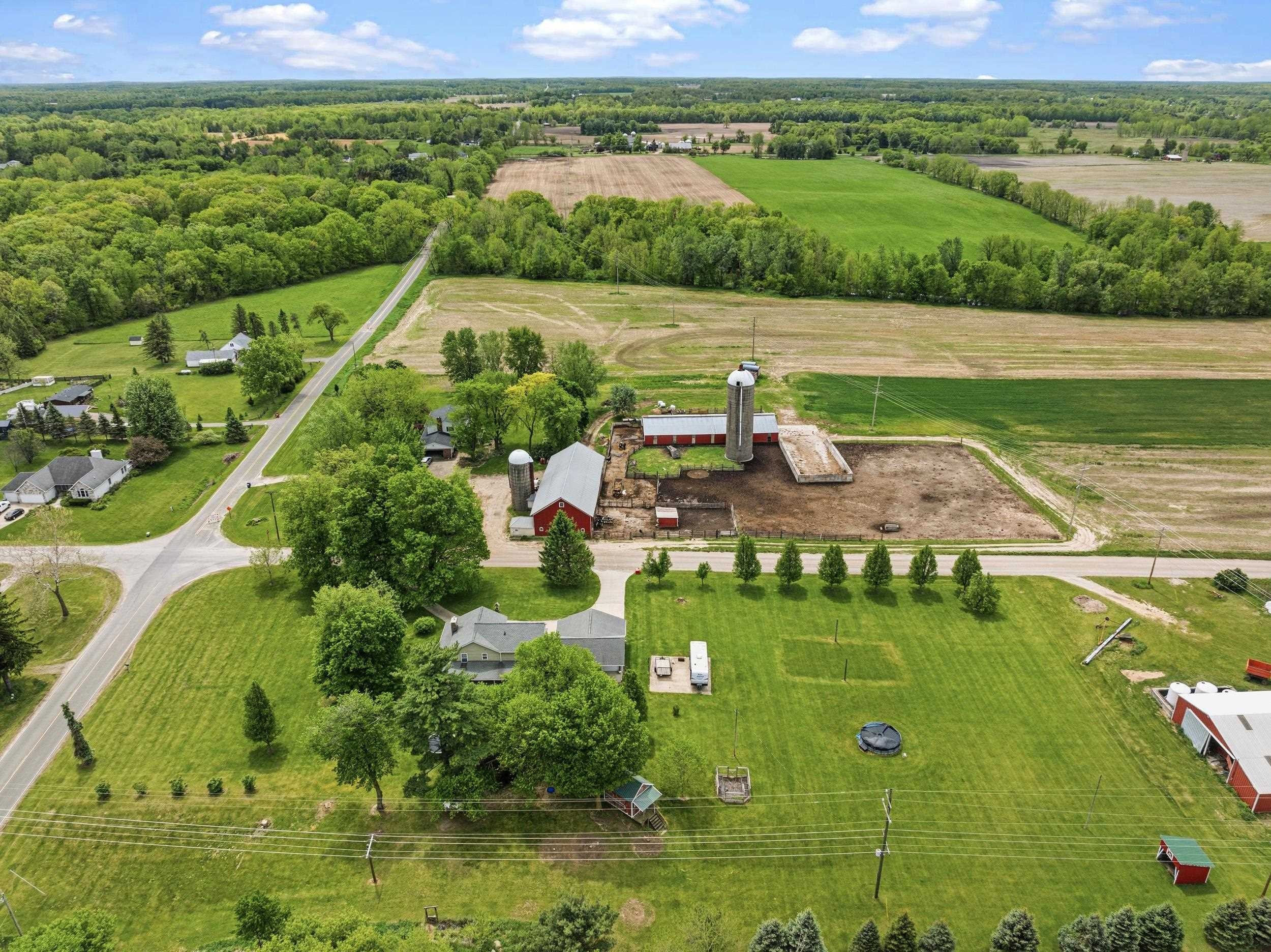 9975 Lehring Road, Durand, MI 48429 — Photo 11