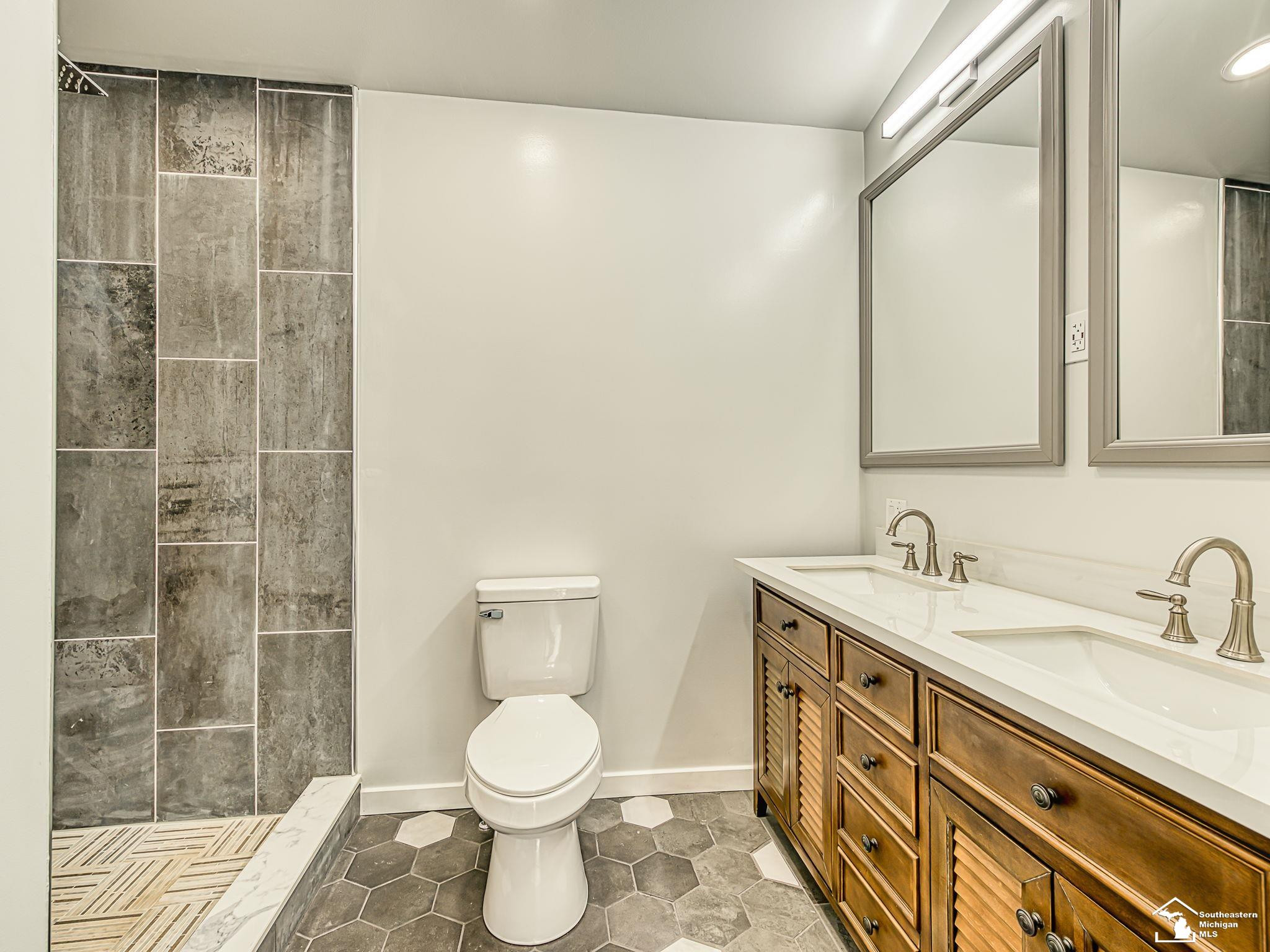 6621 Devils Lake Highway, Manitou Beach, MI 49253 — Photo 21