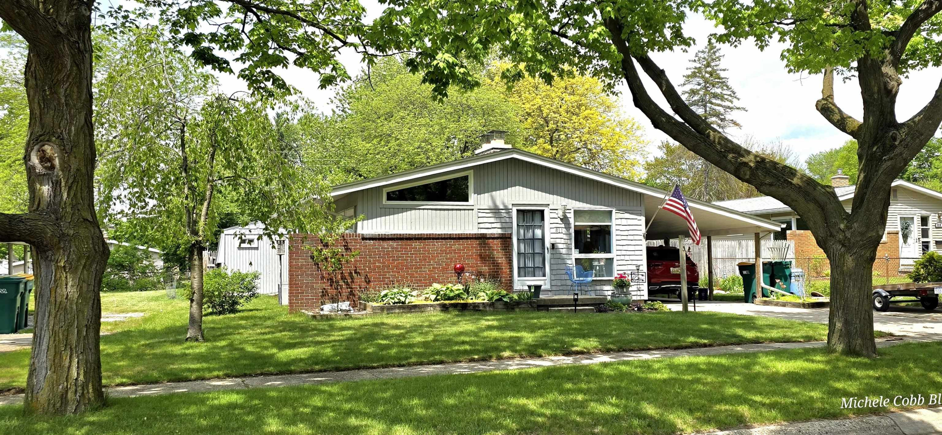 811 Thomas Street, Flushing, MI 48433 — Photo 2