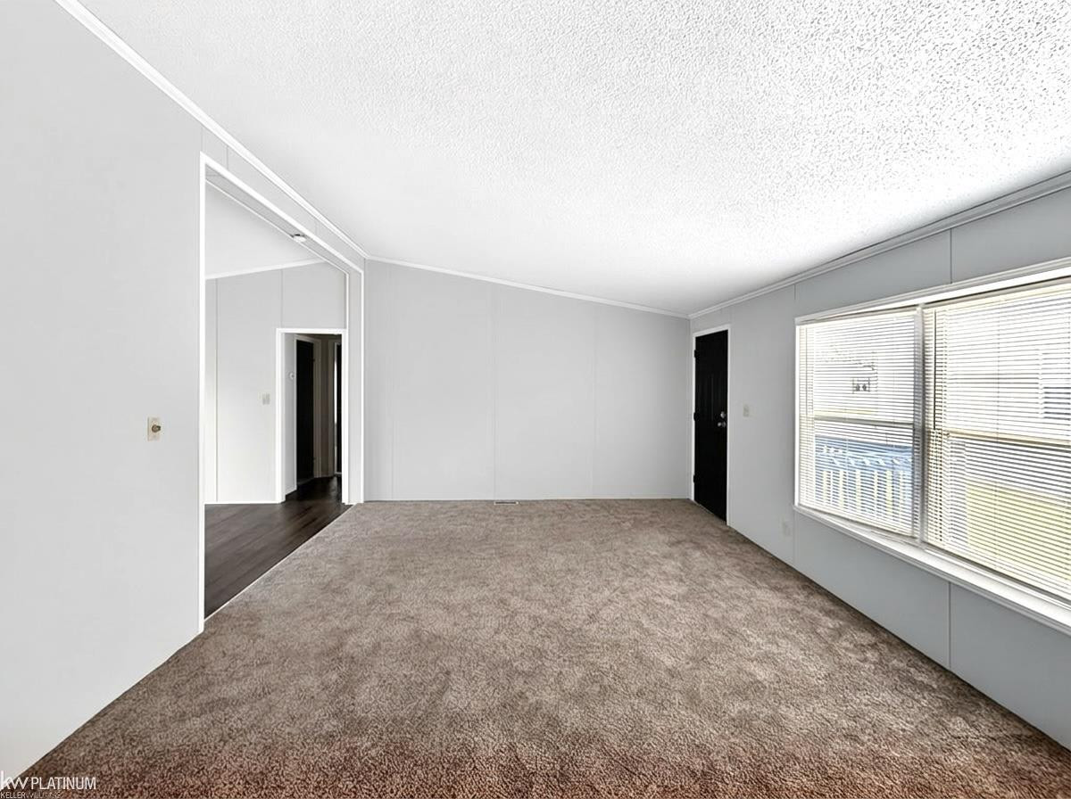 12370 Saint James Court, MI 48065 — Photo 4
