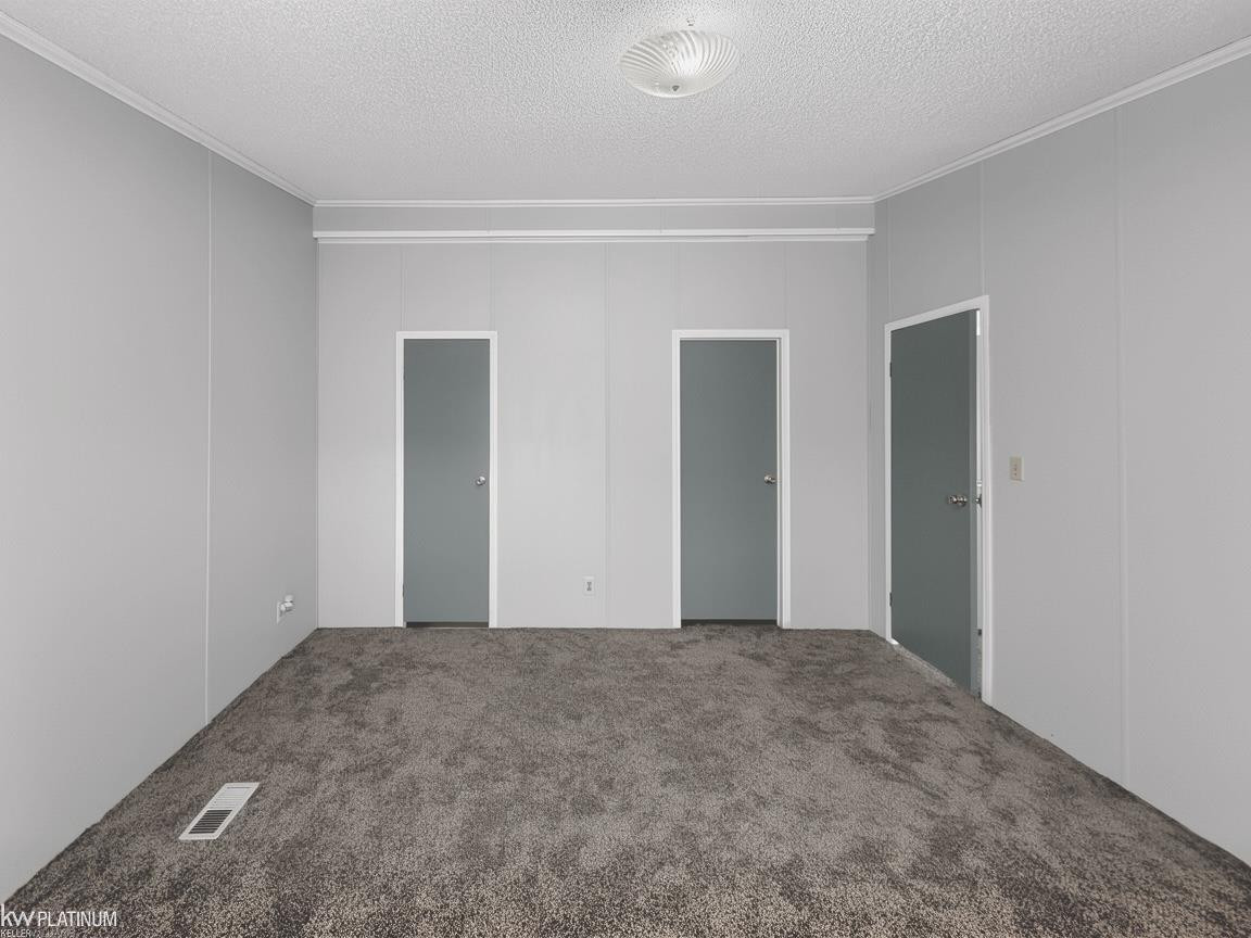 12370 Saint James Court, MI 48065 — Photo 9