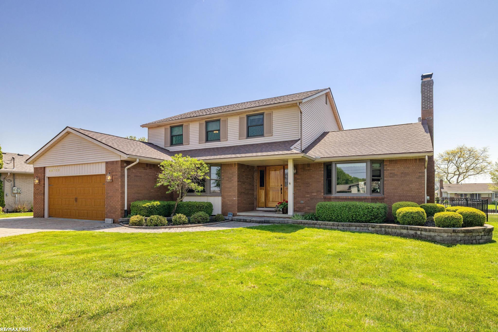 49708 Nautical Drive, Chesterfield, MI 48047 — Photo 2