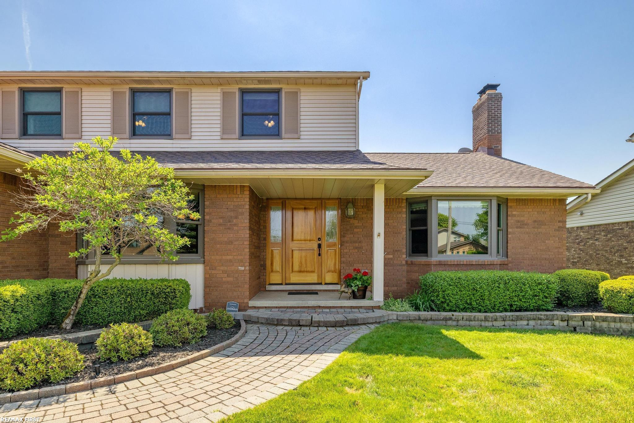 49708 Nautical Drive, Chesterfield, MI 48047 — Photo 3