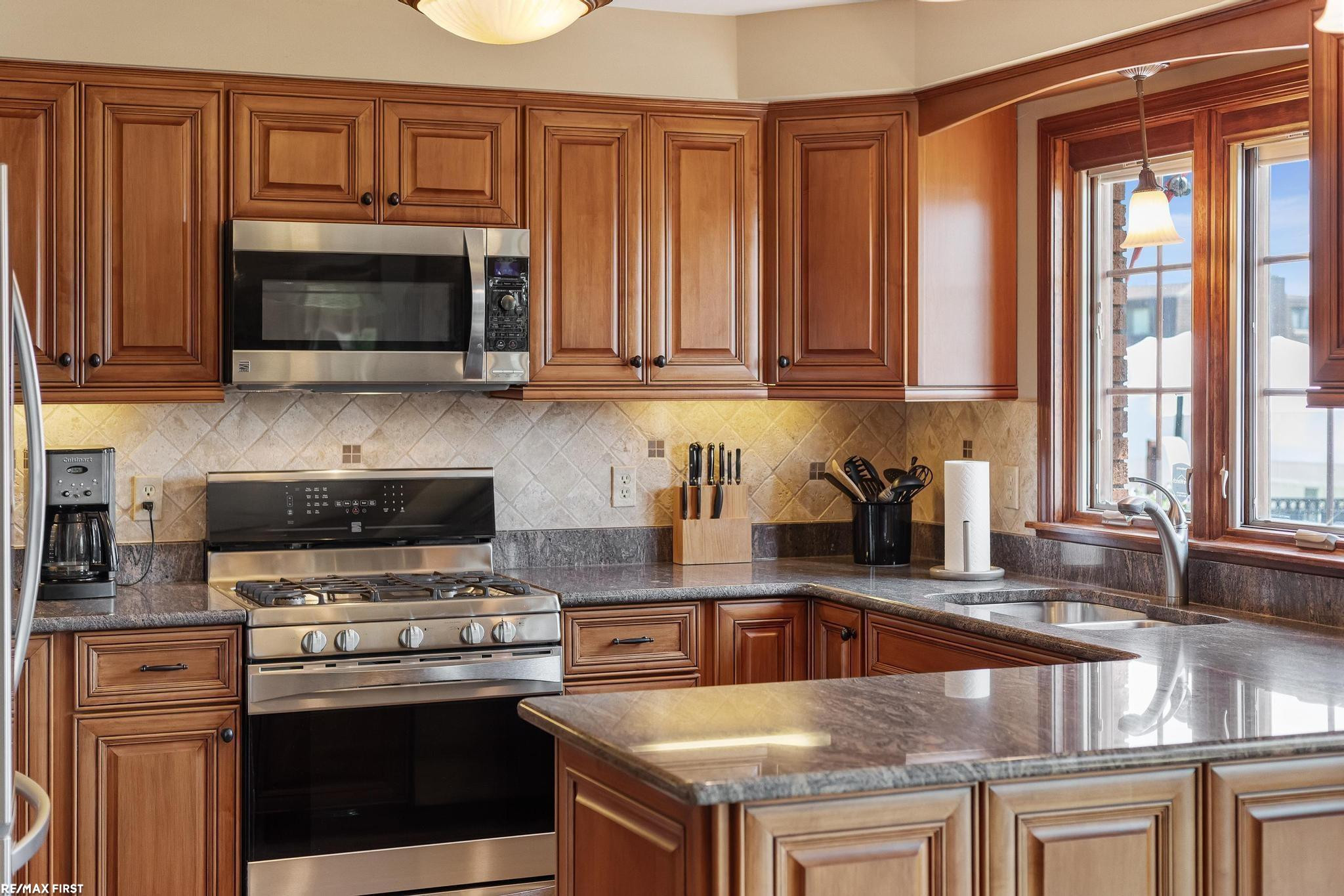 49708 Nautical Drive, Chesterfield, MI 48047 — Photo 12