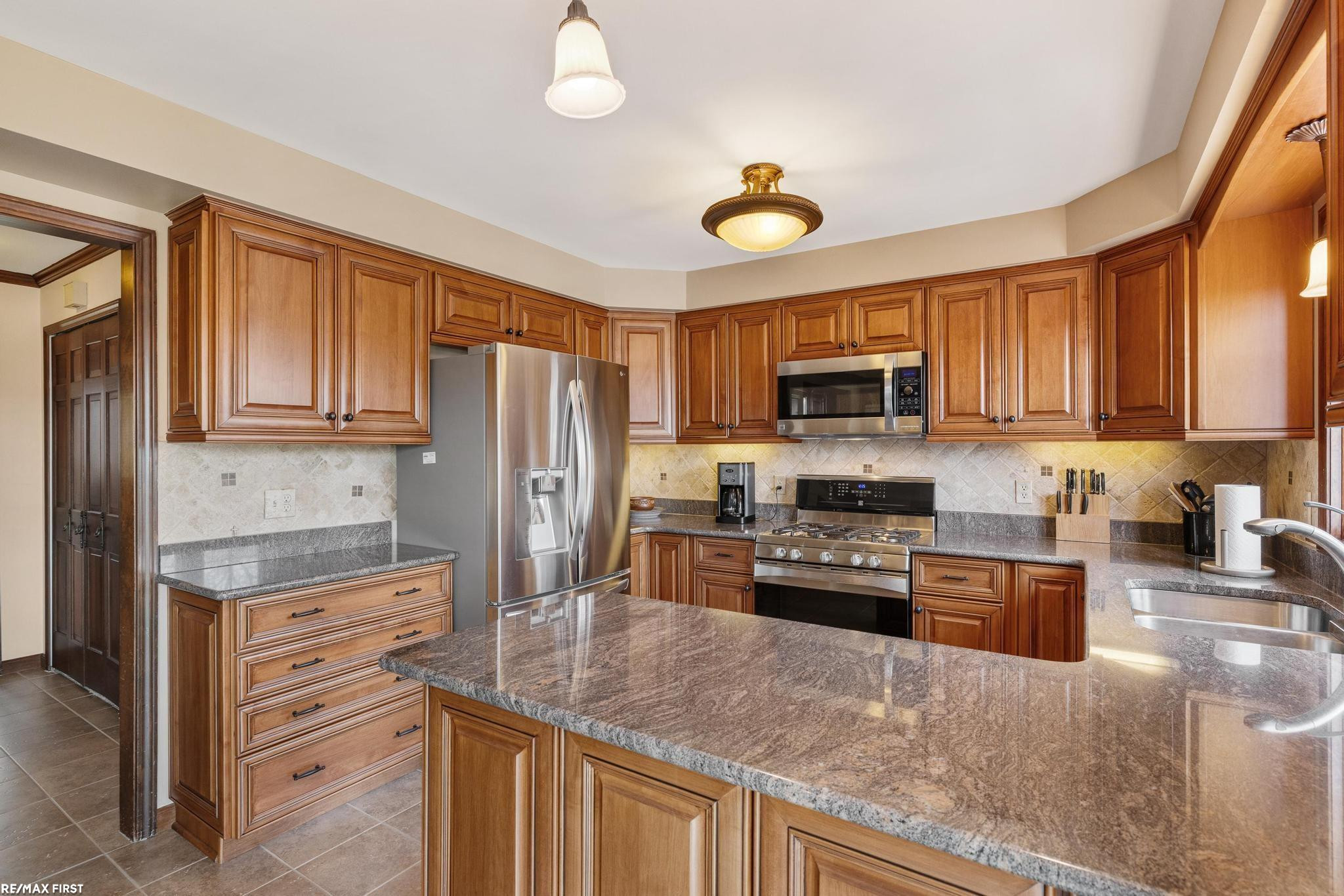 49708 Nautical Drive, Chesterfield, MI 48047 — Photo 13