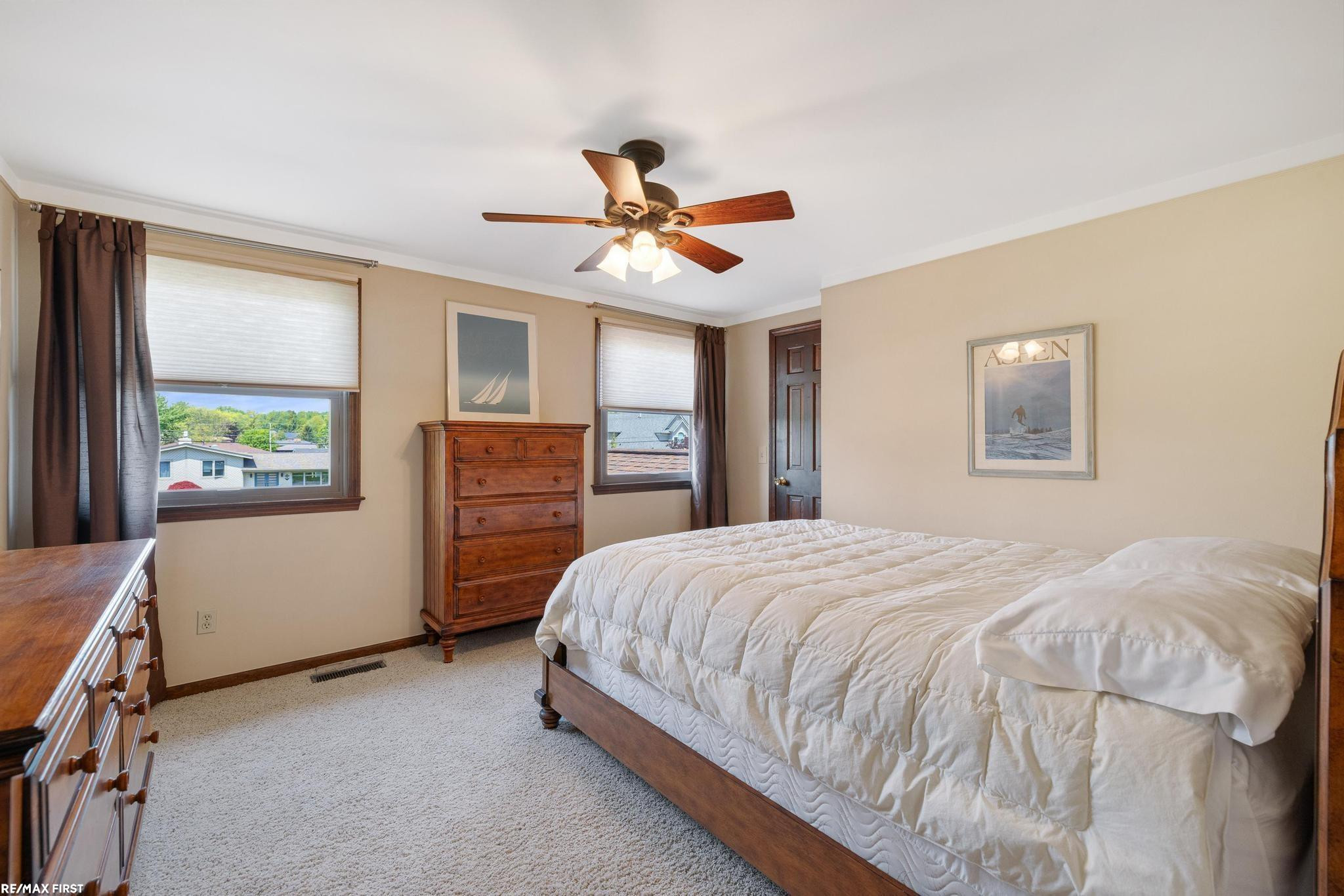 49708 Nautical Drive, Chesterfield, MI 48047 — Photo 33