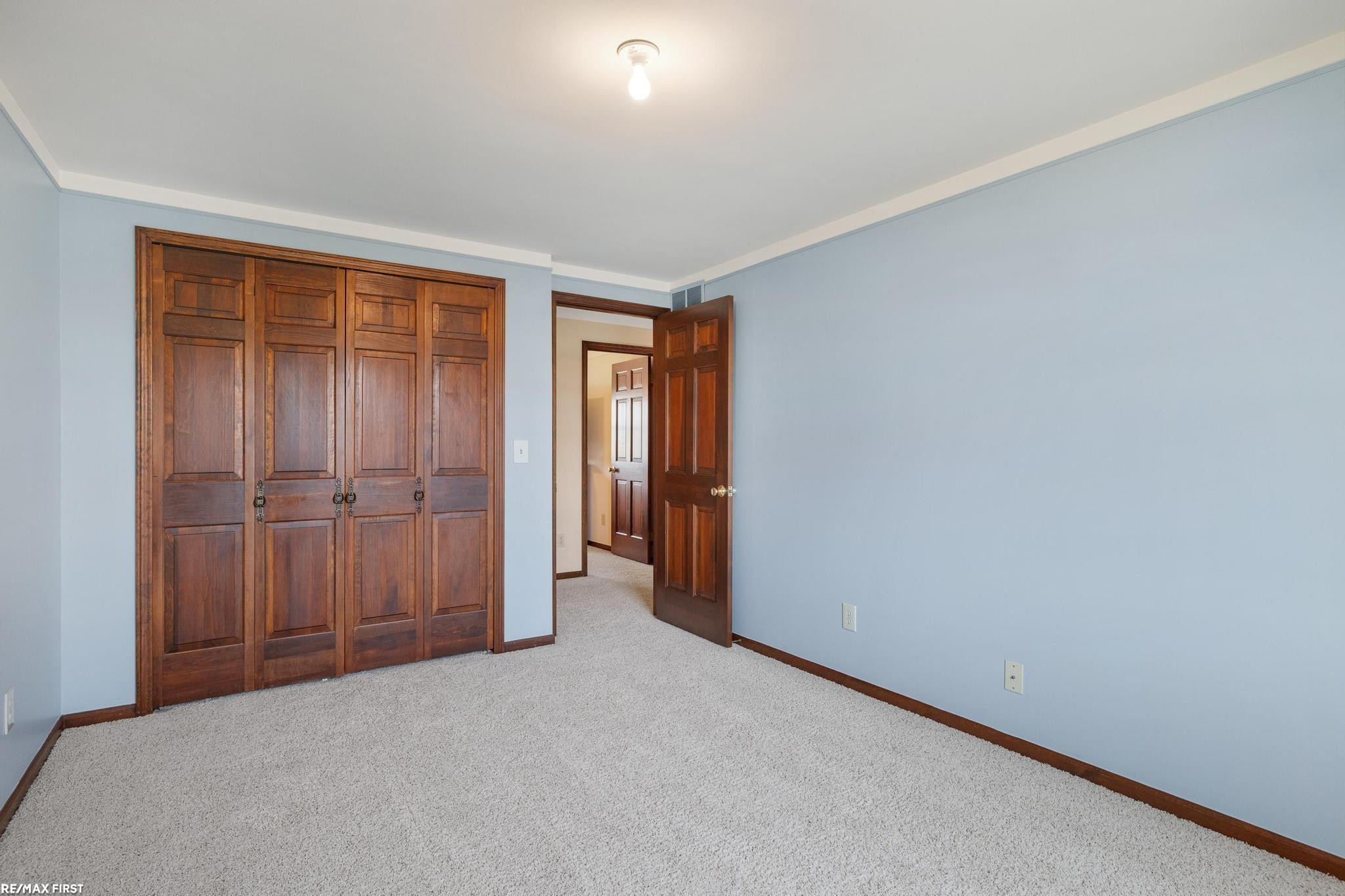 49708 Nautical Drive, Chesterfield, MI 48047 — Photo 35