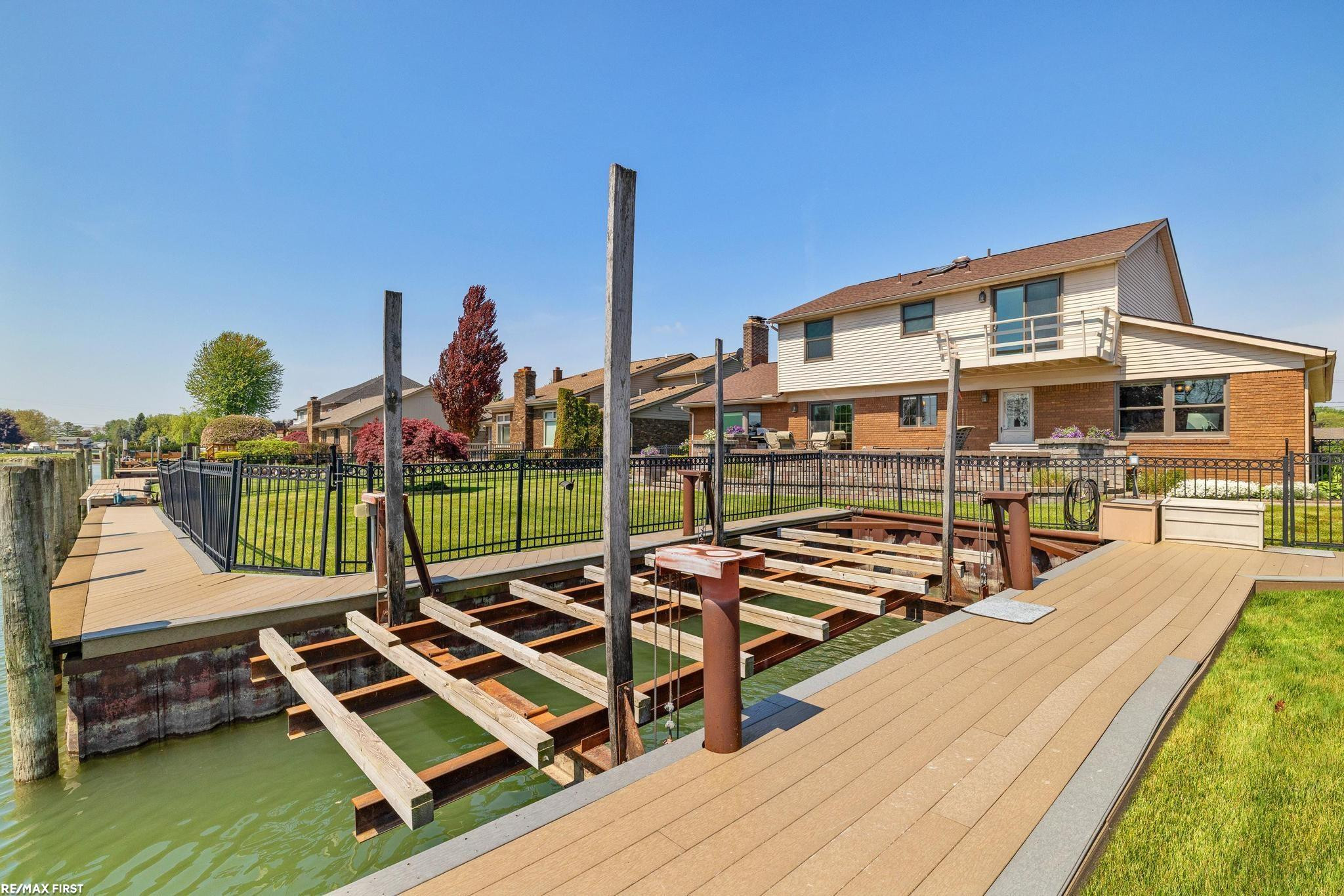 49708 Nautical Drive, Chesterfield, MI 48047 — Photo 51