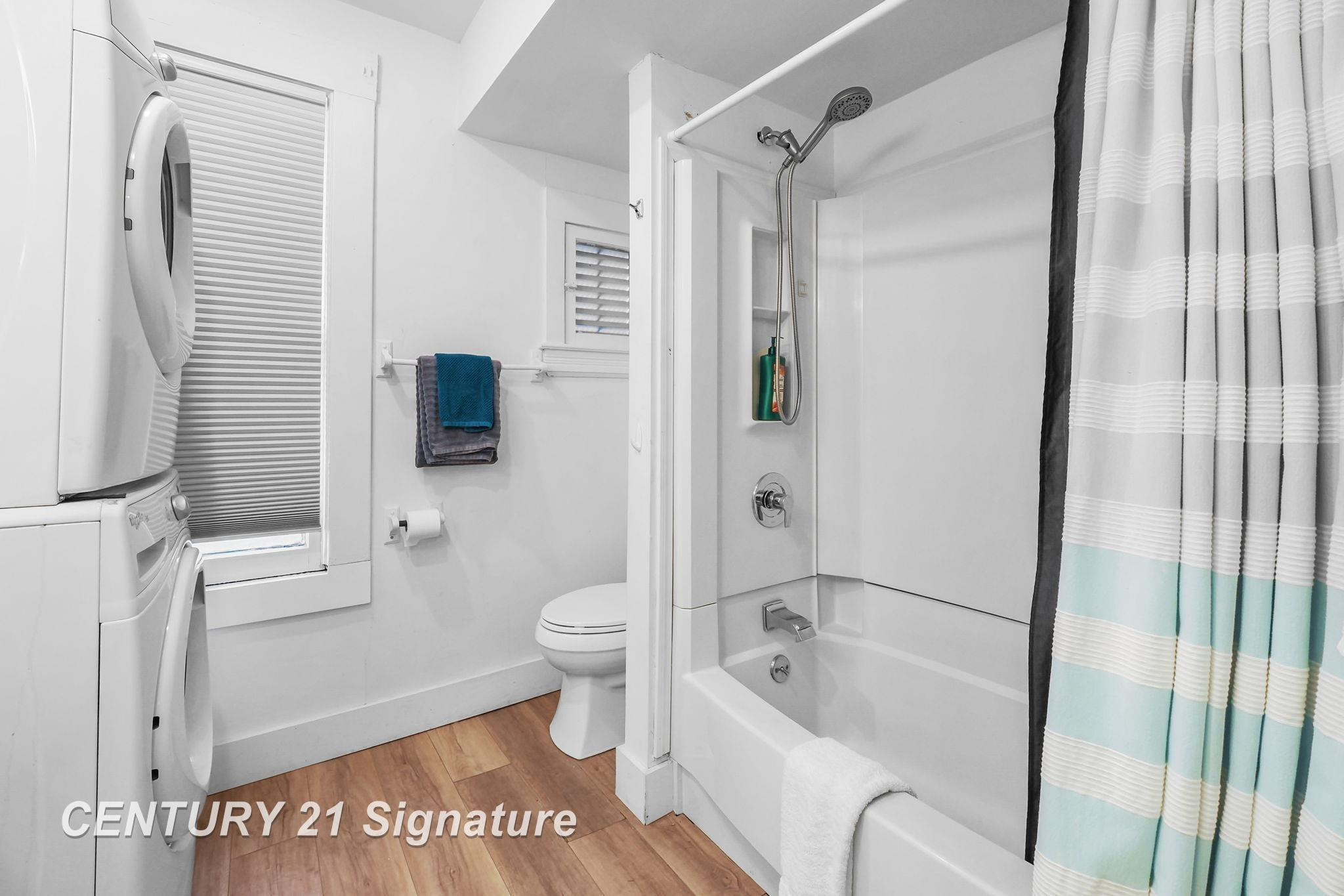 607 W Front Street, Traverse City, MI 49684 — Photo 8