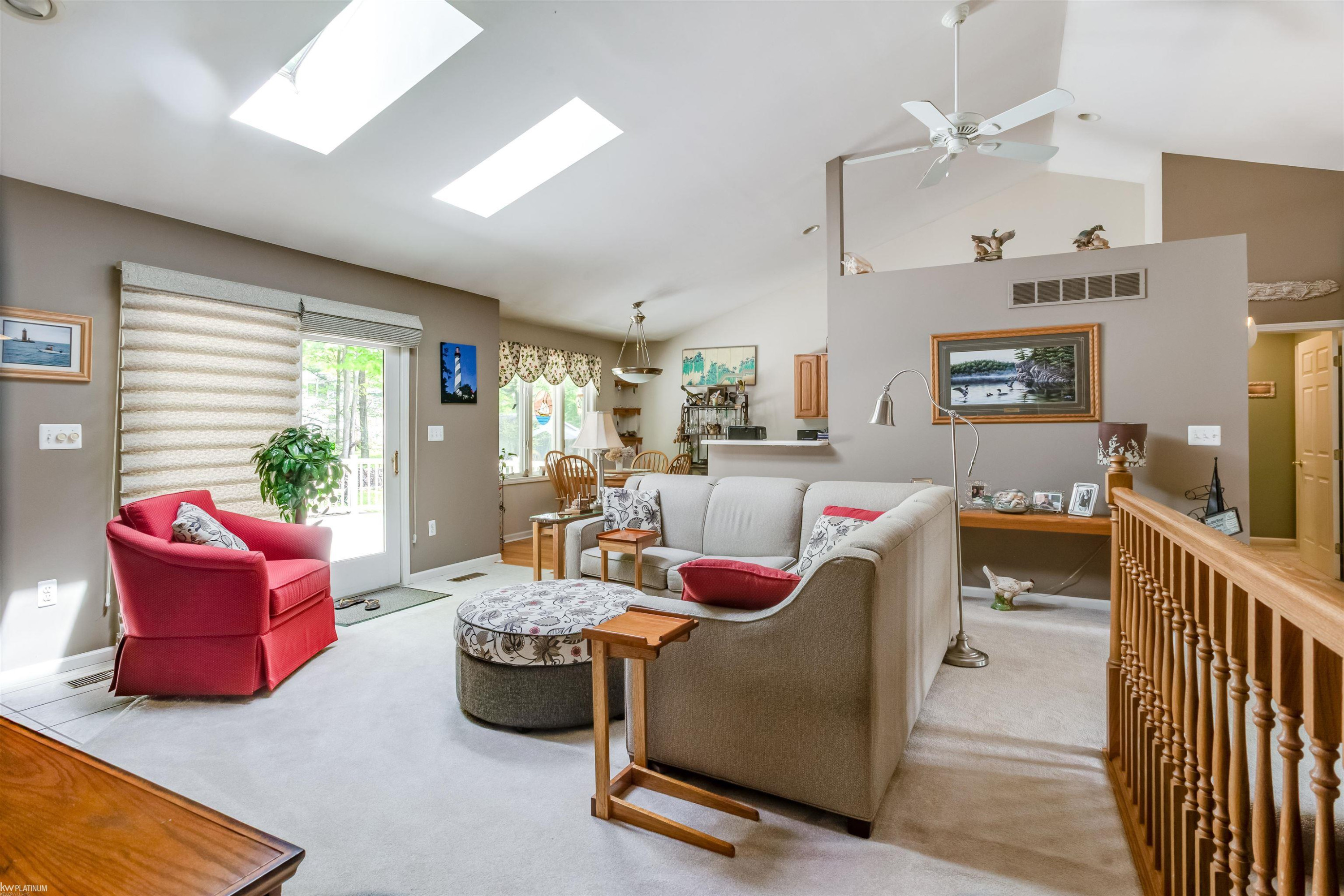 5656 Pine Court, Kimball, MI — Photo 9