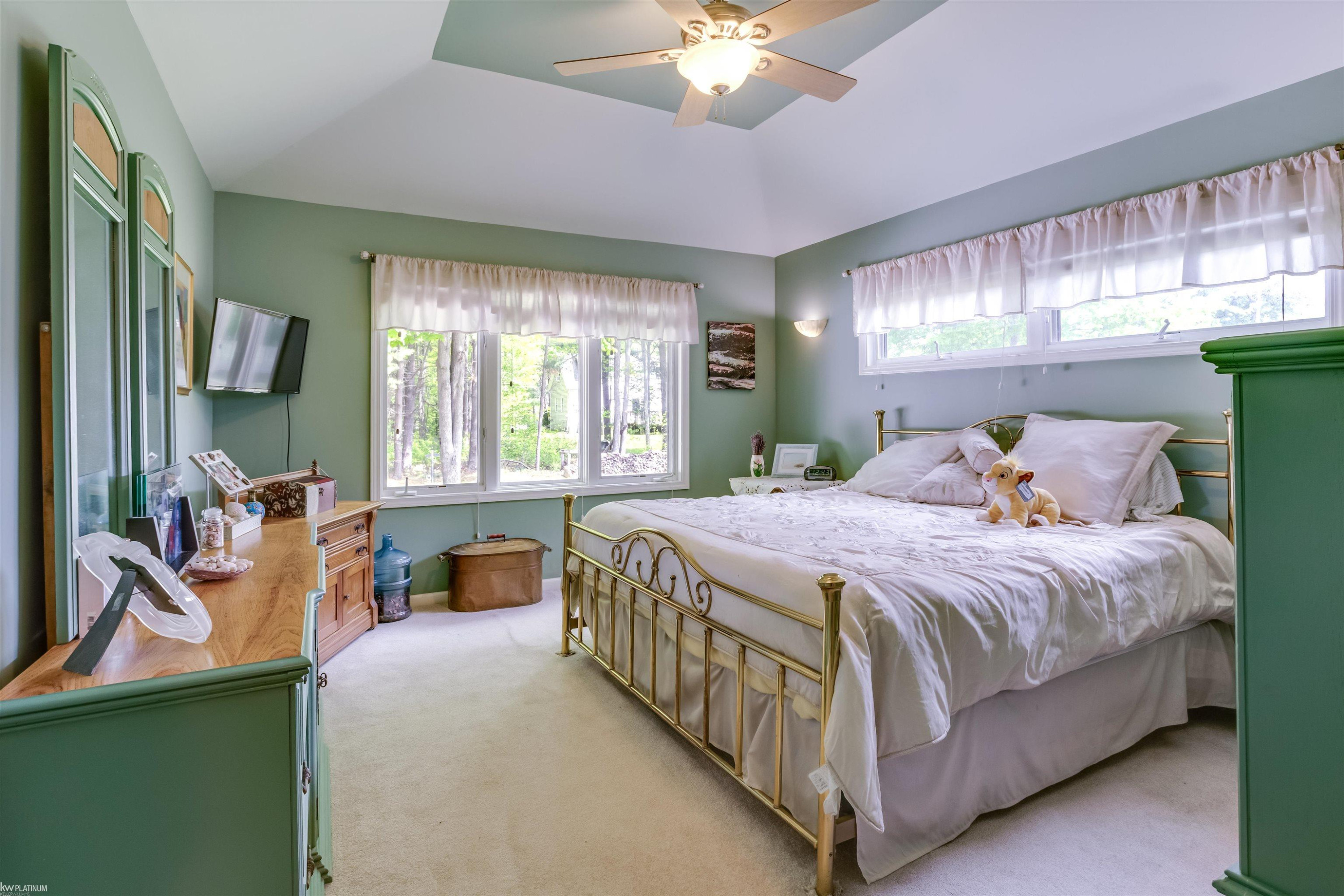 5656 Pine Court, Kimball, MI — Photo 10