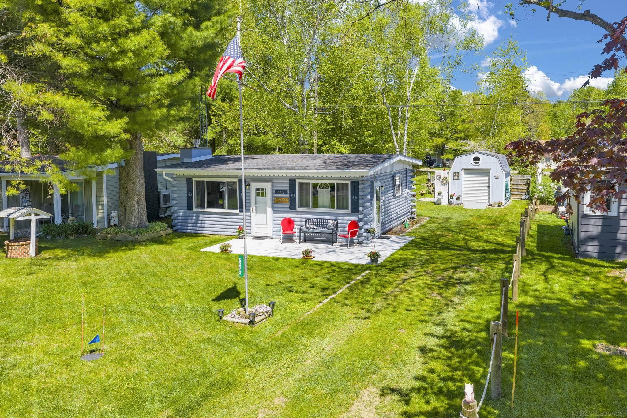 6373 Sunnyside Drive, Deckerville, MI 48427 — Photo 2