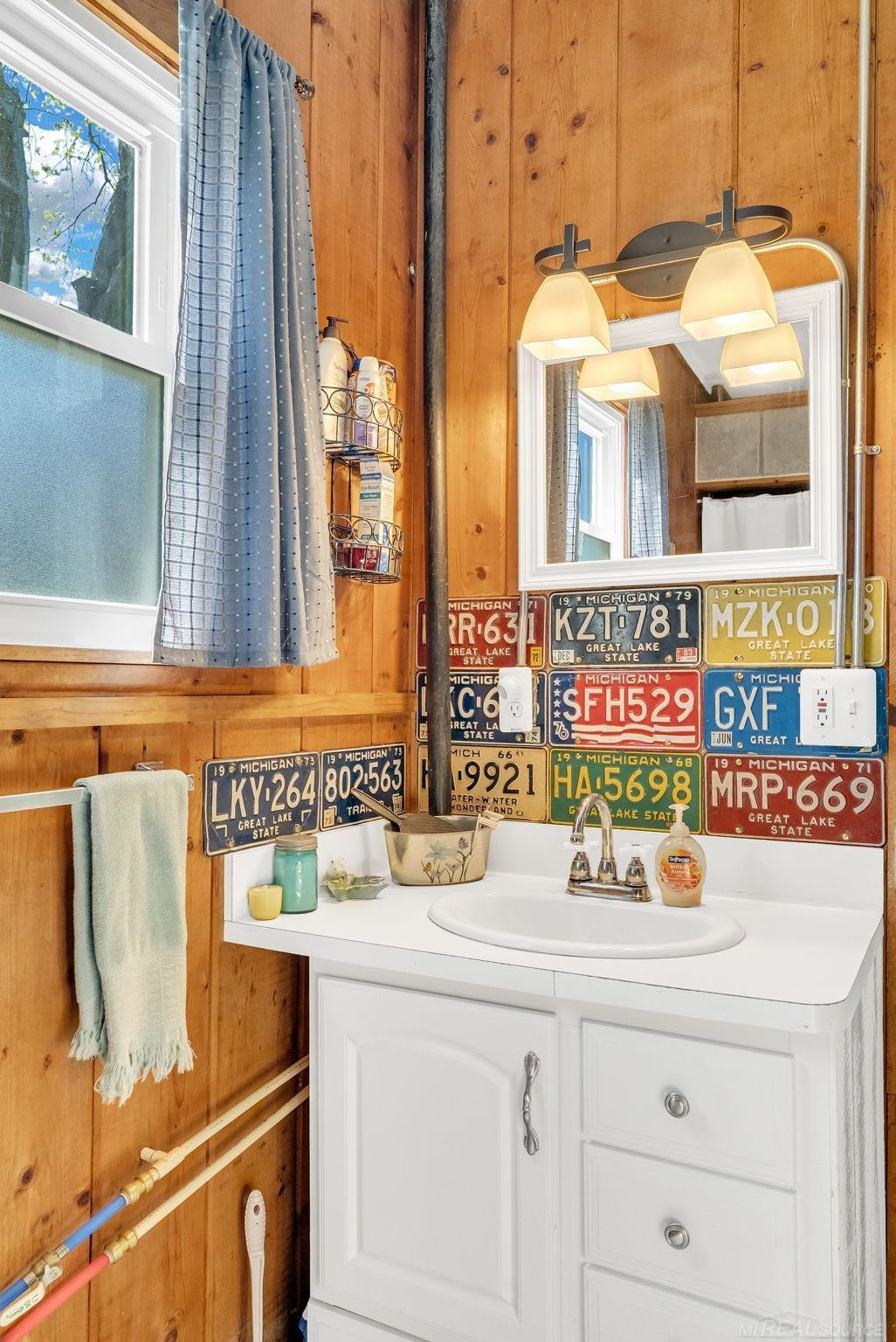 6373 Sunnyside Drive, Deckerville, MI 48427 — Photo 29