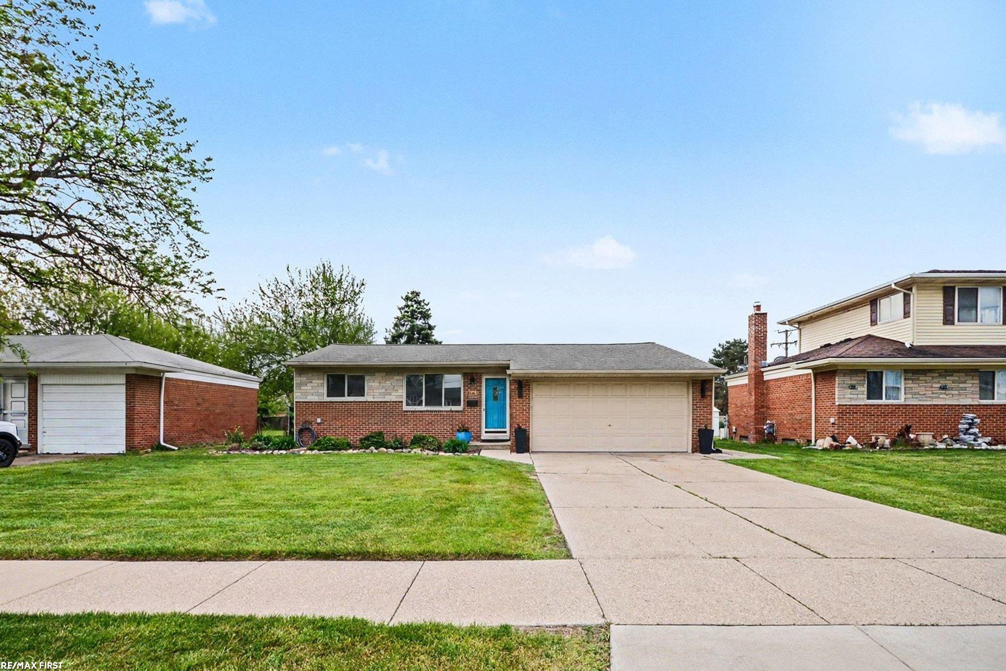 8124 Independence Drive, Sterling Heights, MI 48313 — Photo 6
