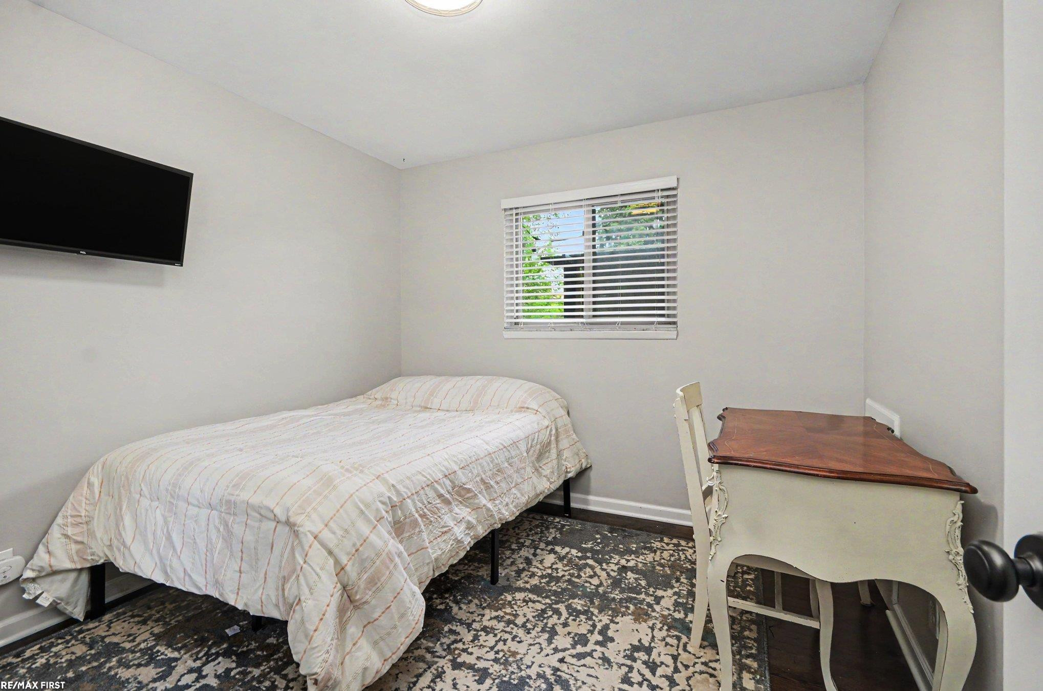 8124 Independence Drive, Sterling Heights, MI 48313 — Photo 17