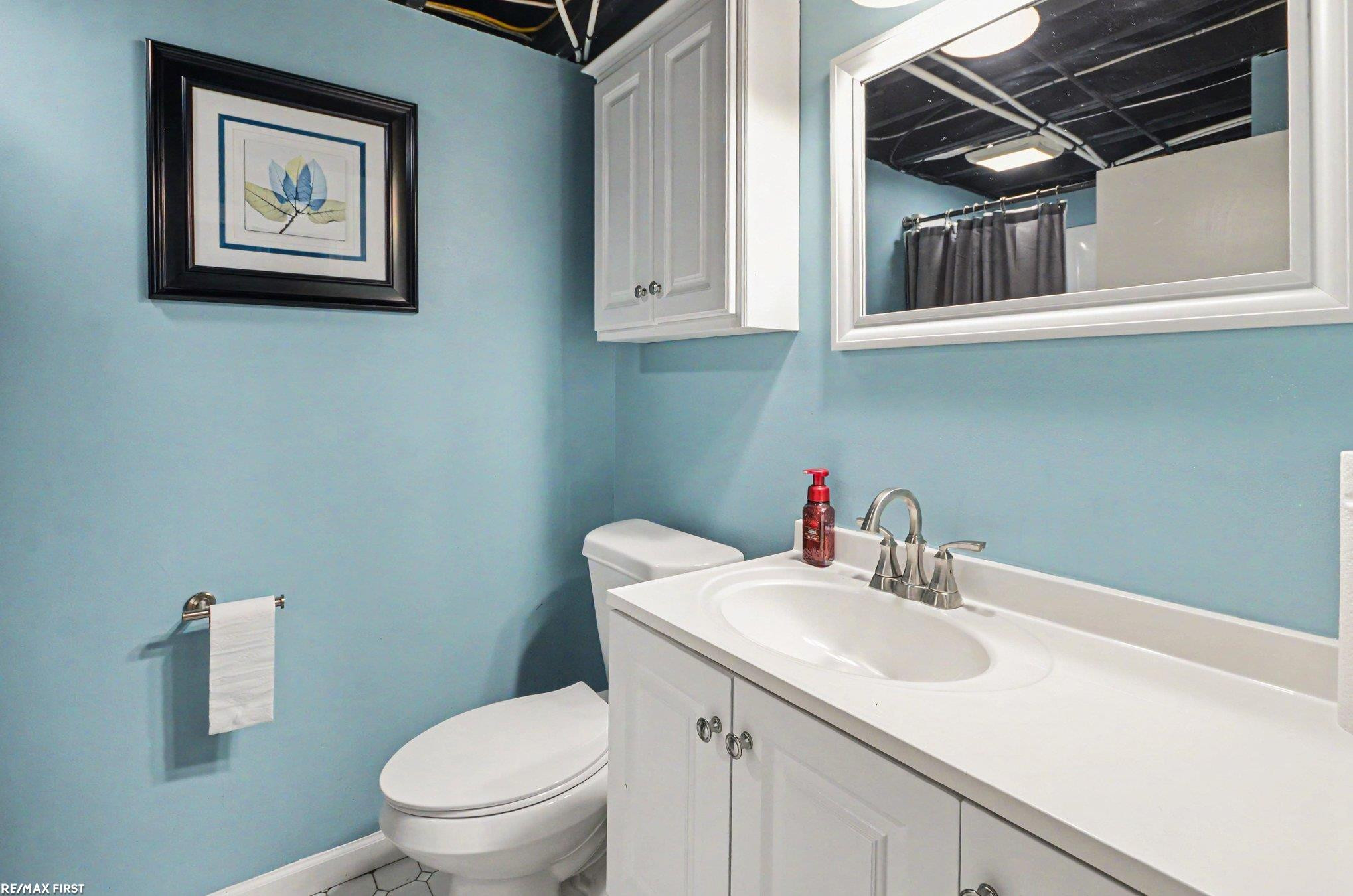8124 Independence Drive, Sterling Heights, MI 48313 — Photo 19