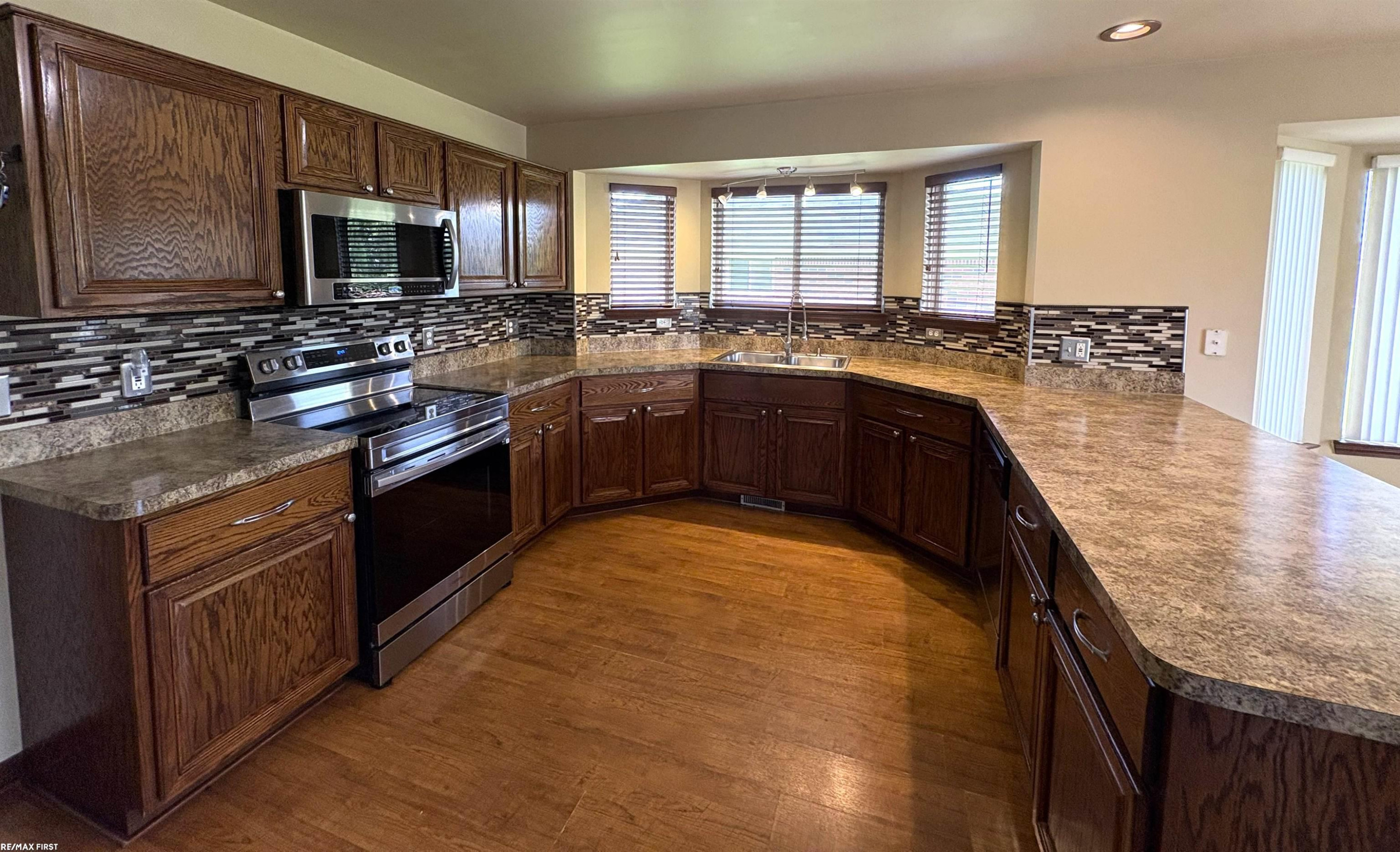 53220 Joann Marie Drive, Chesterfield, MI 48047 — Photo 6