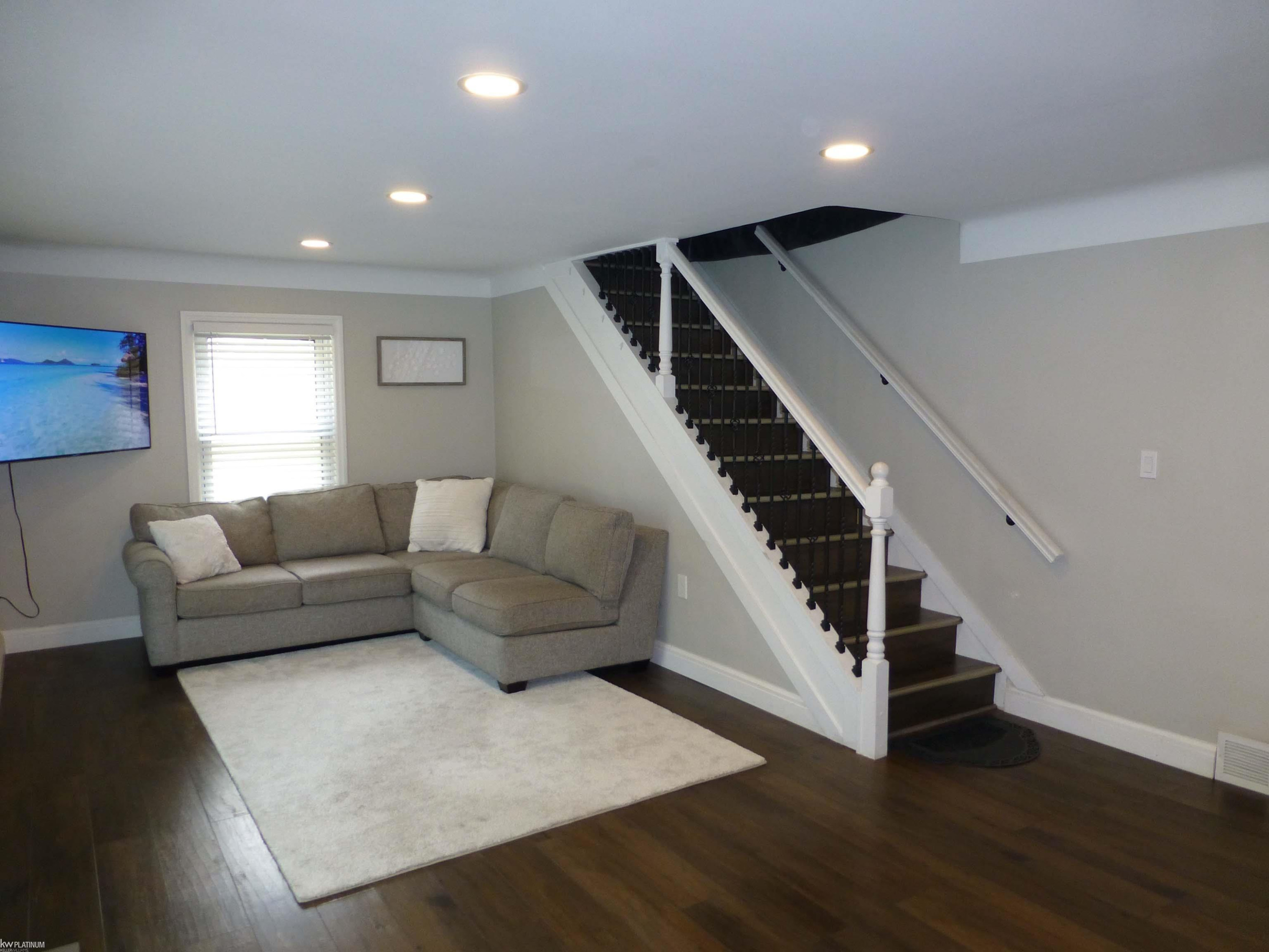 5544 Meadow View Street, Sterling Heights, MI 48310 — Photo 25