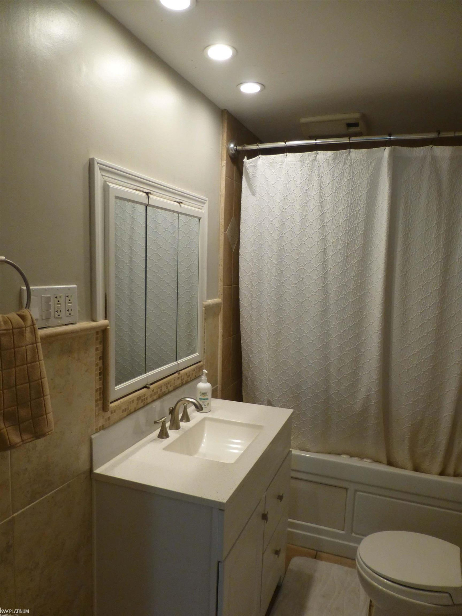 5544 Meadow View Street, Sterling Heights, MI 48310 — Photo 28