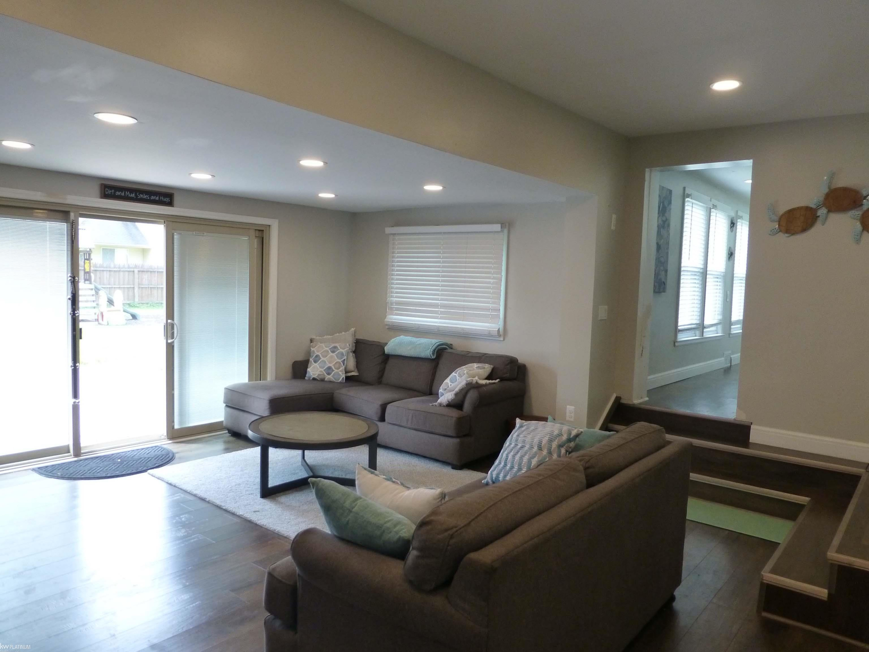 5544 Meadow View Street, Sterling Heights, MI 48310 — Photo 17