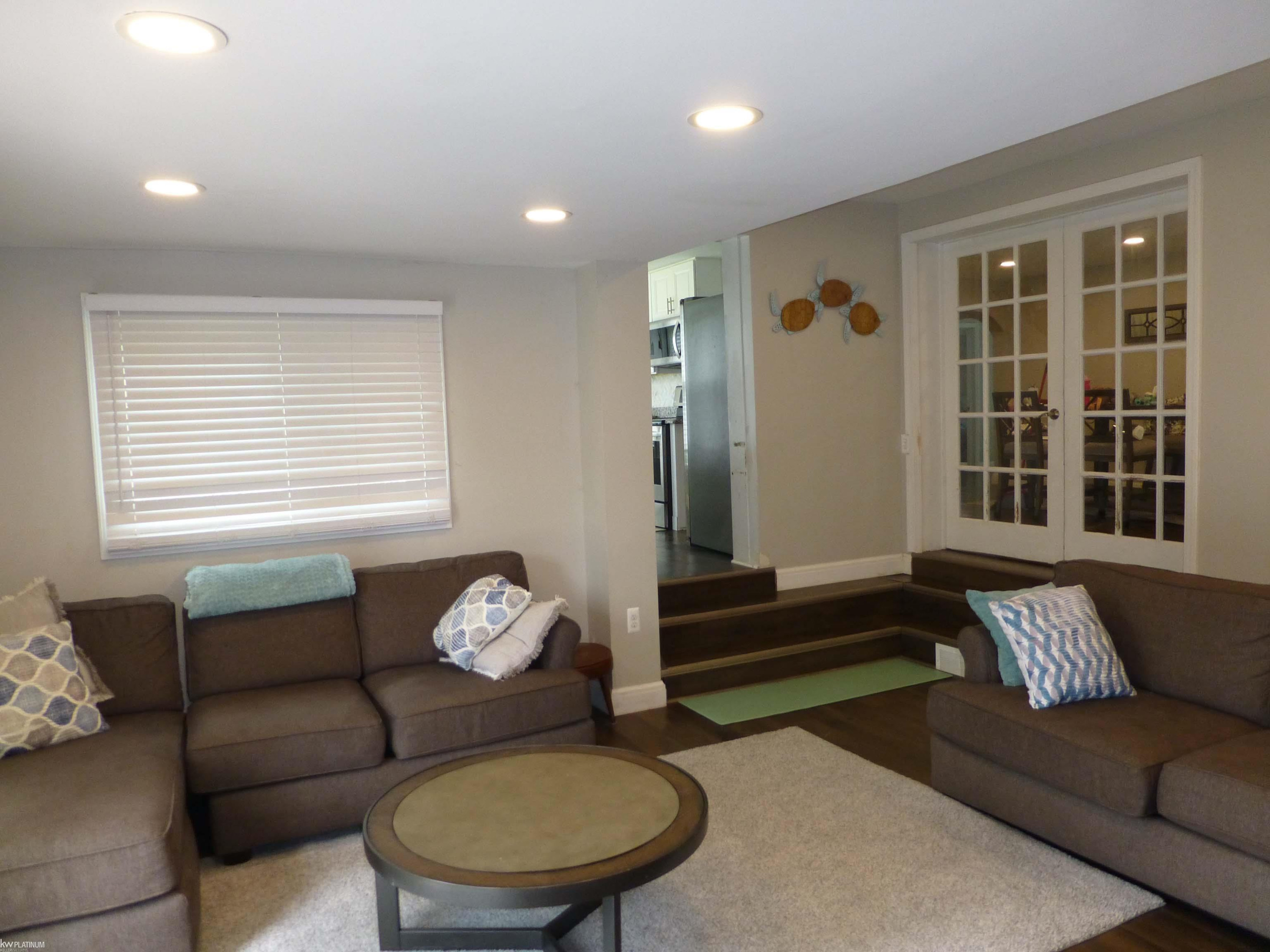 5544 Meadow View Street, Sterling Heights, MI 48310 — Photo 18