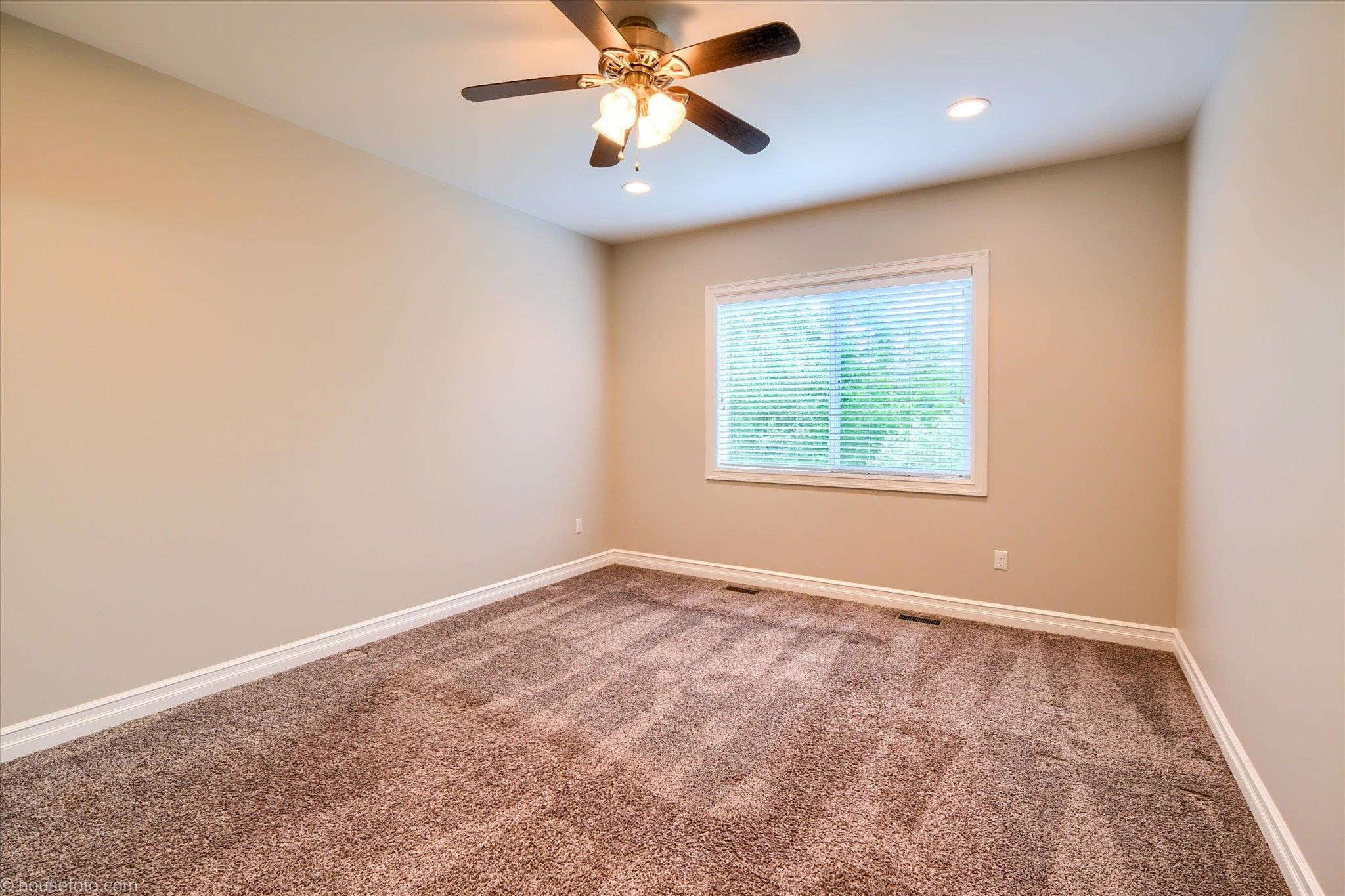 4448 Sunset Boulevard, Grand Blanc, MI 48439 — Photo 32