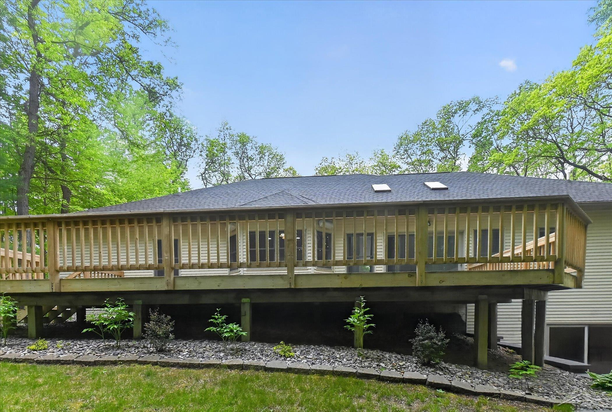 809 Rosewood Boulevard, Midland, MI 48640 — Photo 47